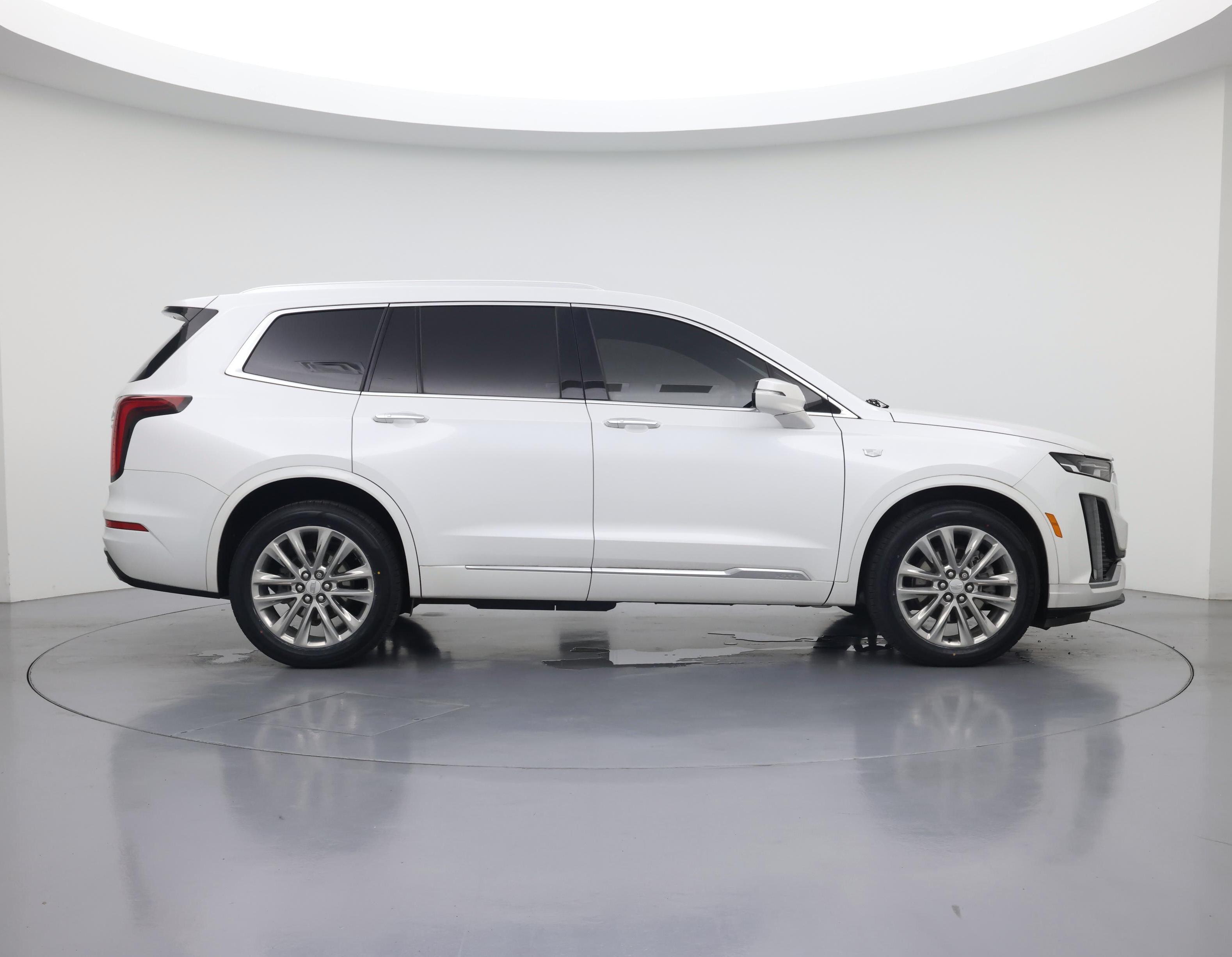 Thumbnail: 2022 Cadillac XT6 - 7