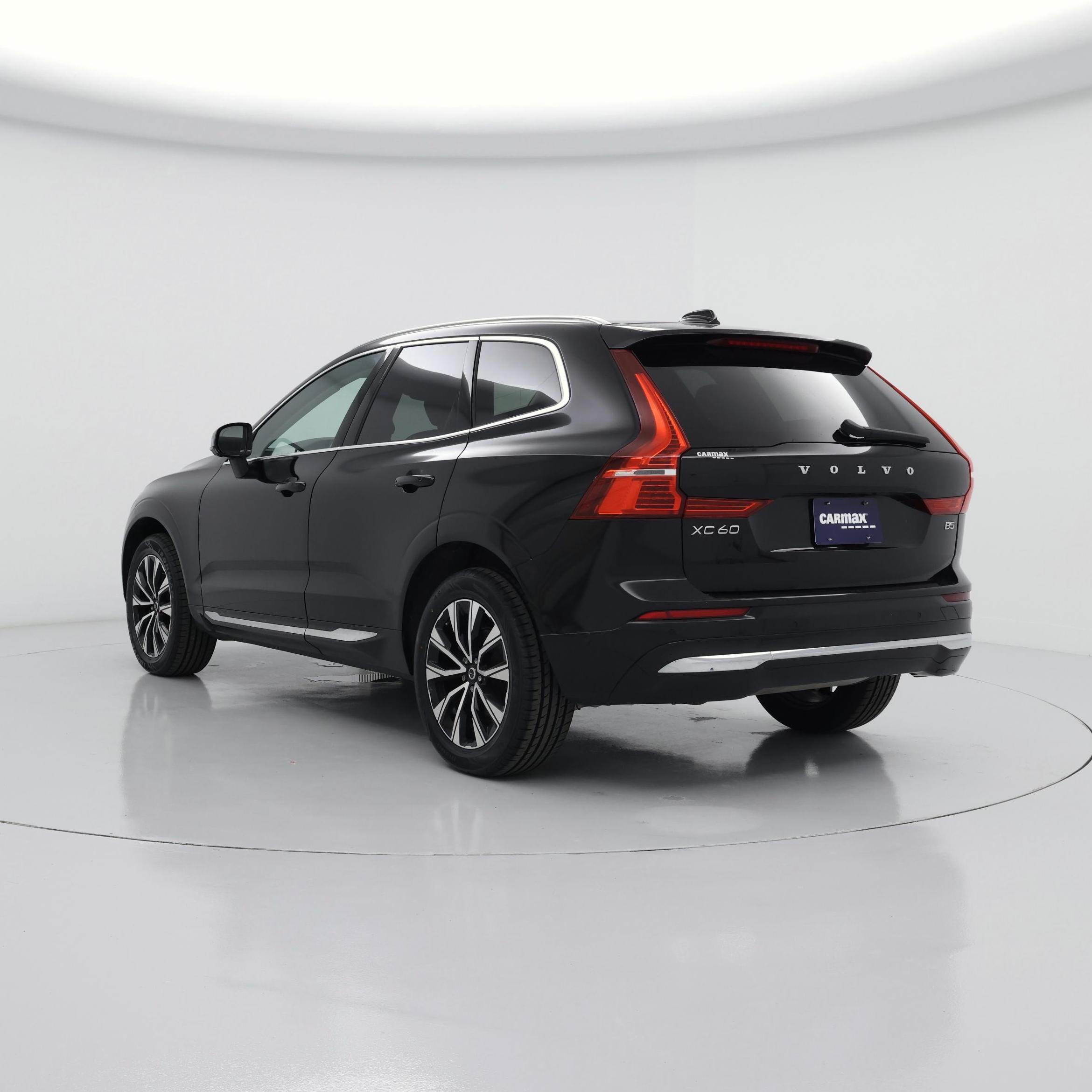 Thumbnail: 2023 Volvo XC60 - 2