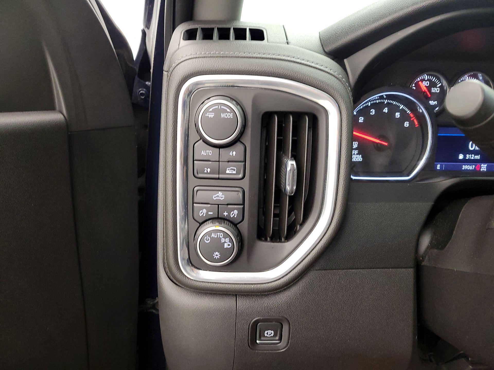 Thumbnail: 2021 Chevrolet Silverado 1500 - 13