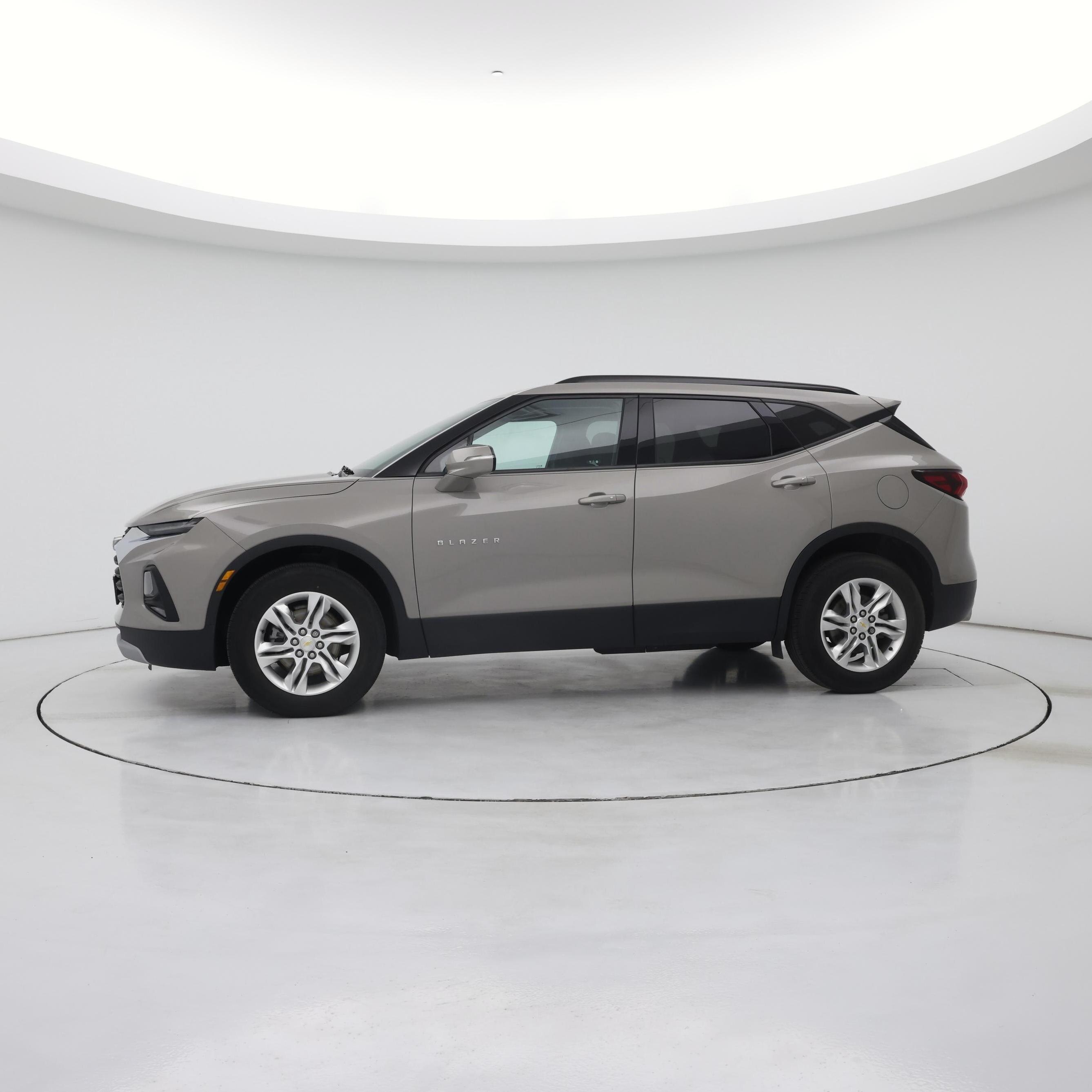 Thumbnail: 2021 Chevrolet Blazer - 3