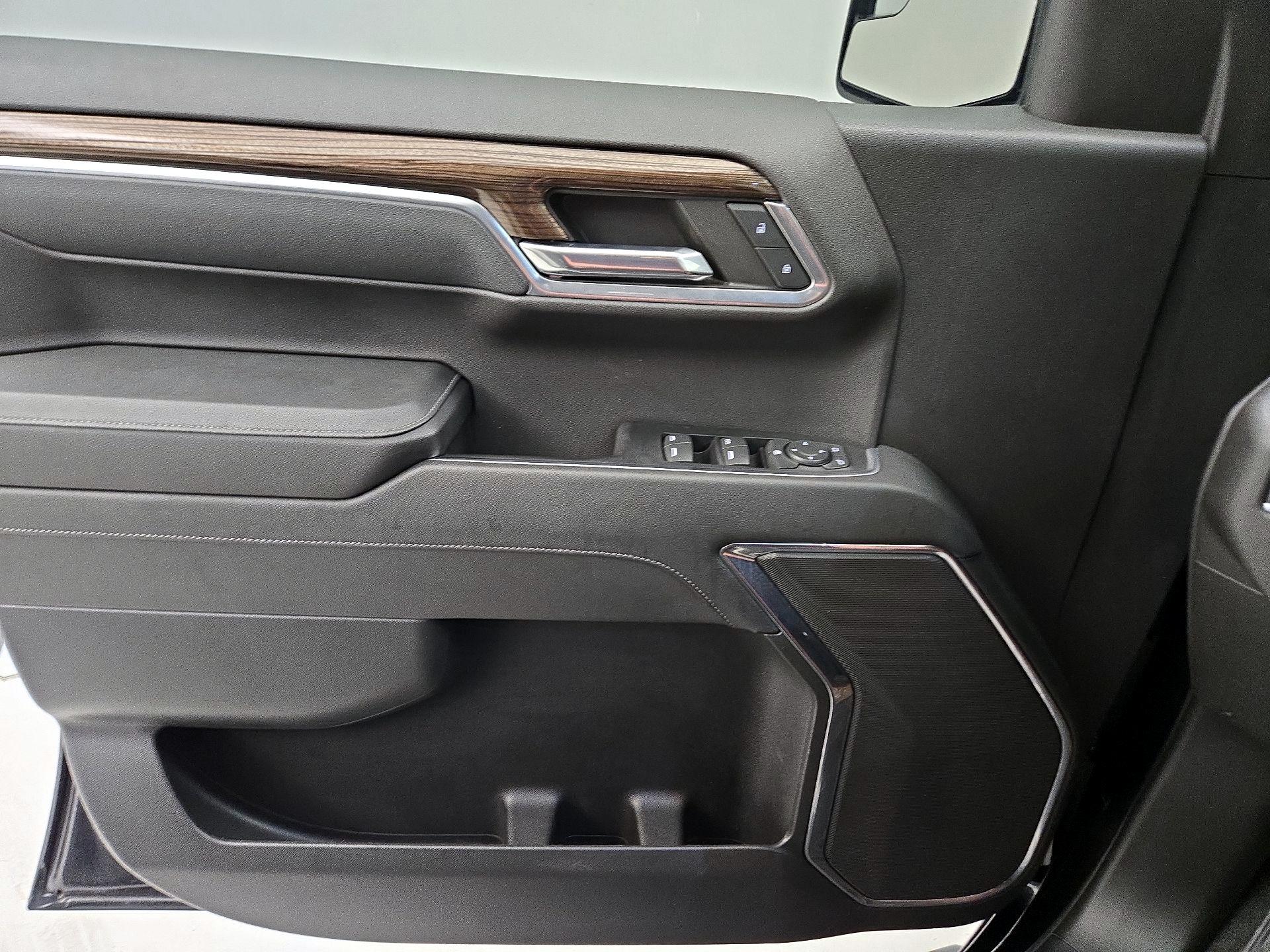 Thumbnail: 2023 Chevrolet Silverado 1500 - 12