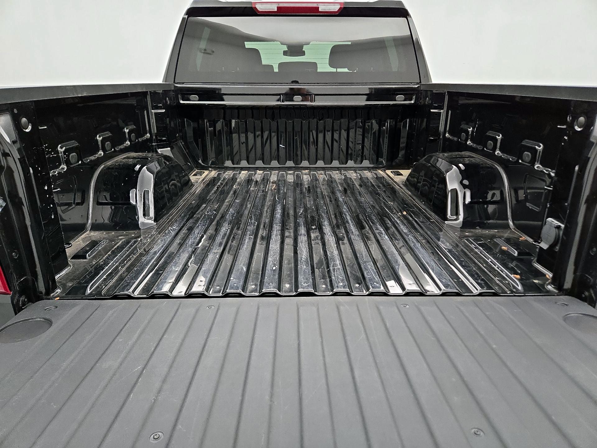 Thumbnail: 2023 Chevrolet Silverado 1500 - 20