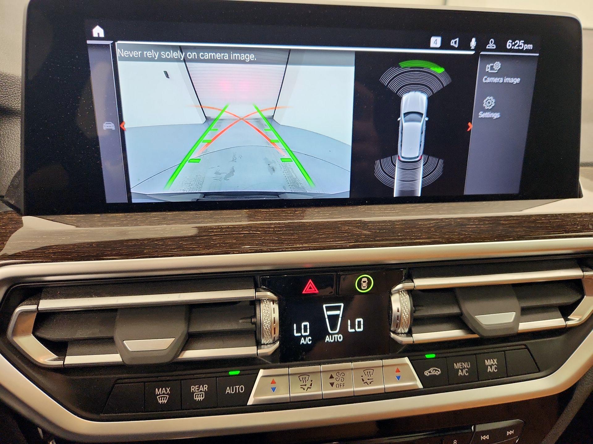 Thumbnail: 2023 BMW X3 - 15