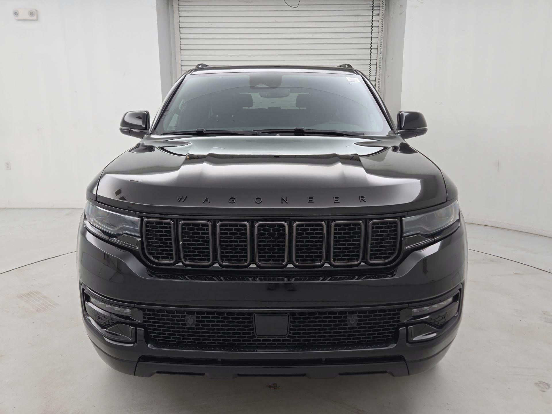 Thumbnail: 2023 Jeep Wagoneer - 2