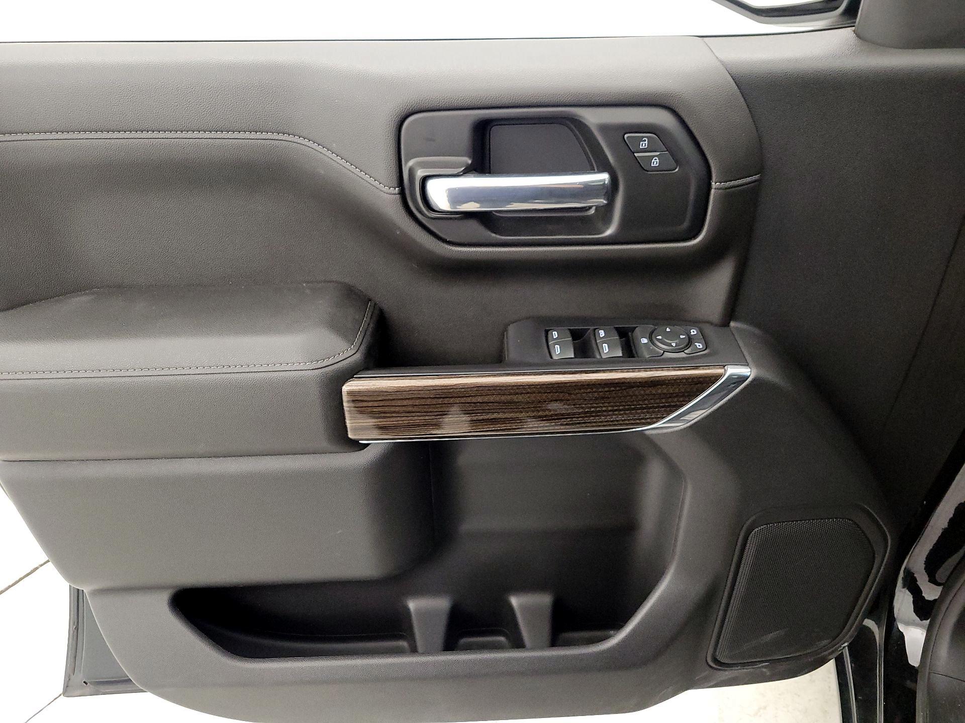 Thumbnail: 2021 Chevrolet Silverado 1500 - 12