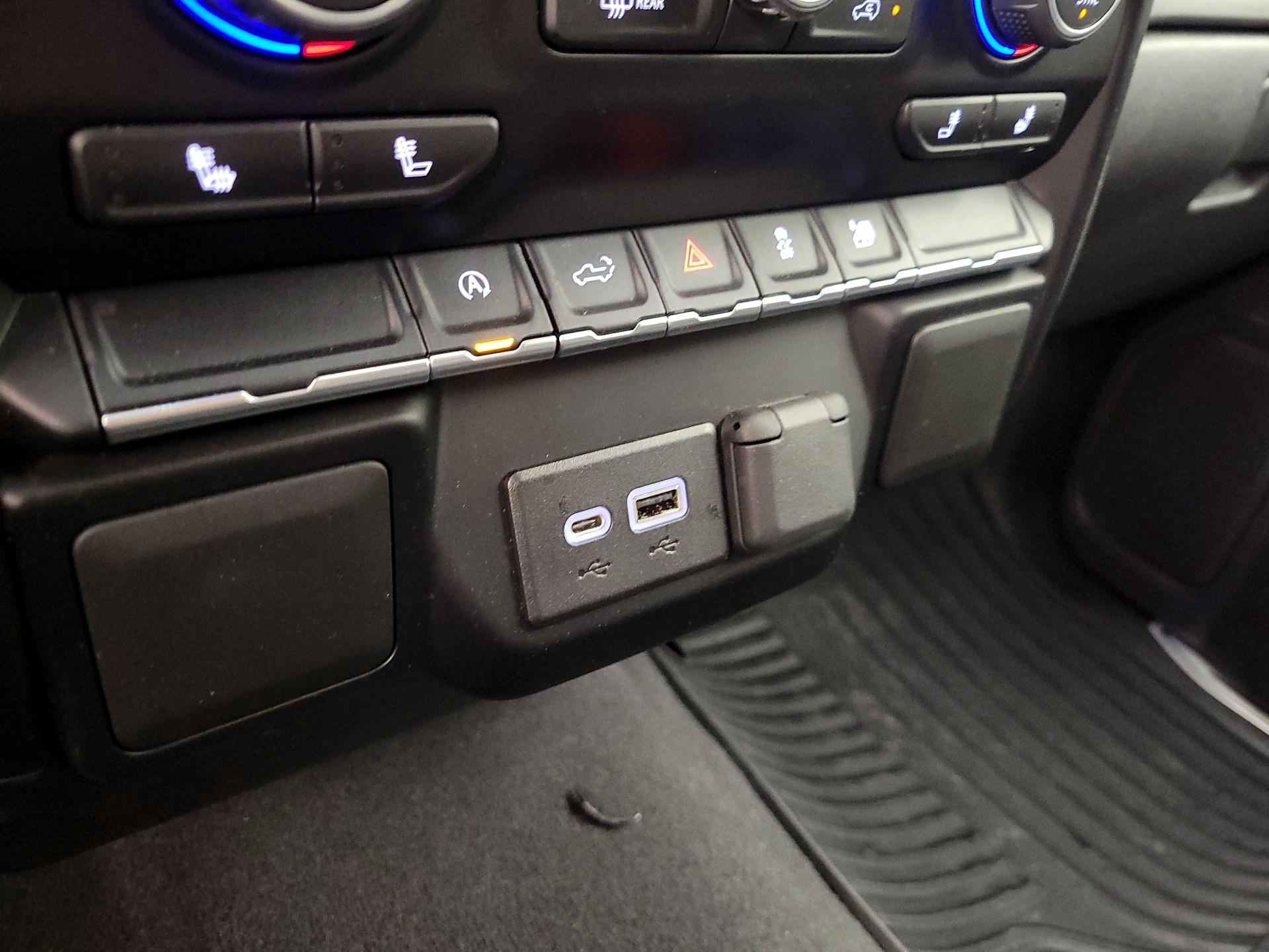 Thumbnail: 2021 Chevrolet Silverado 1500 - 18