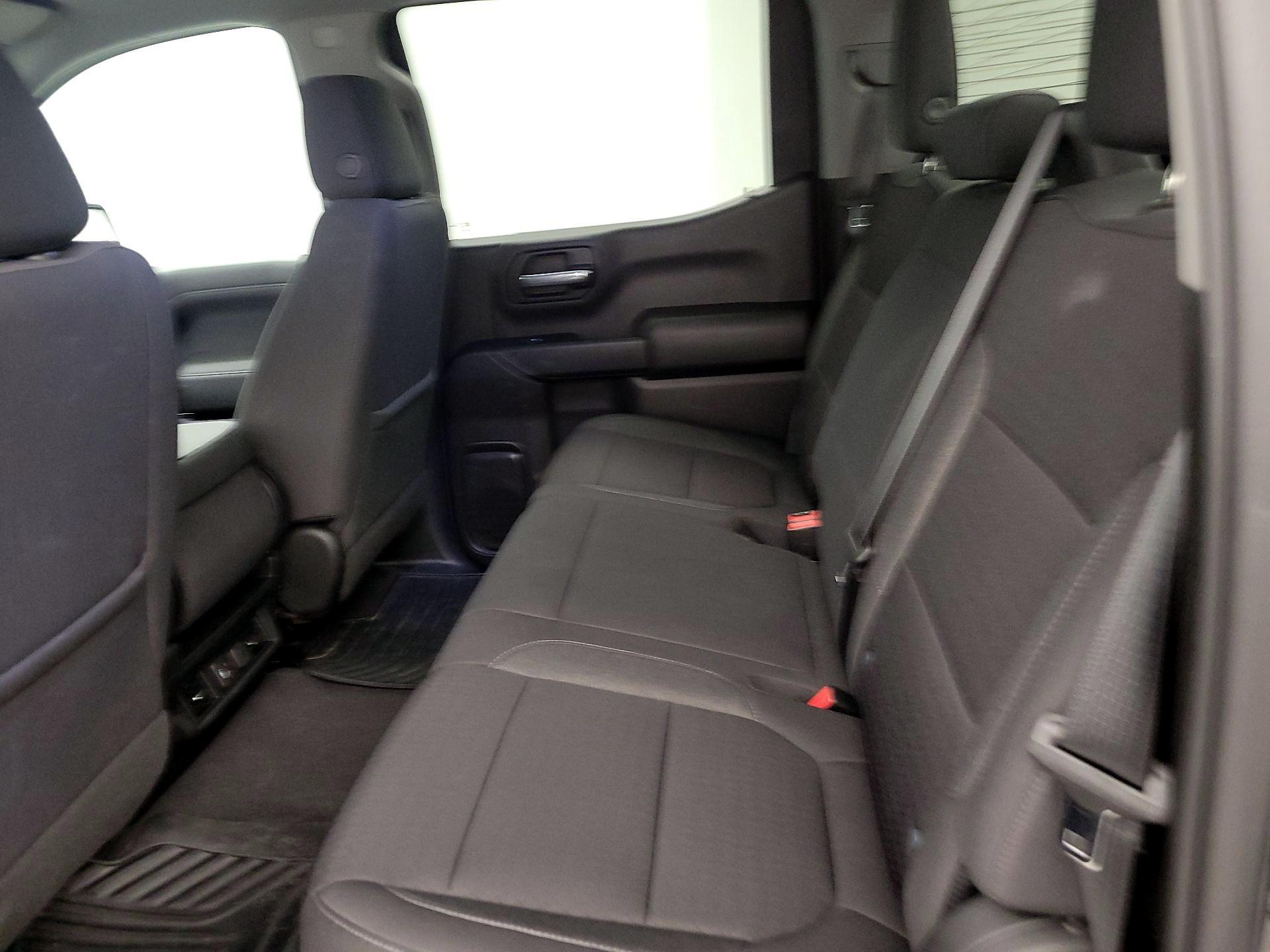 Thumbnail: 2021 Chevrolet Silverado 1500 - 19