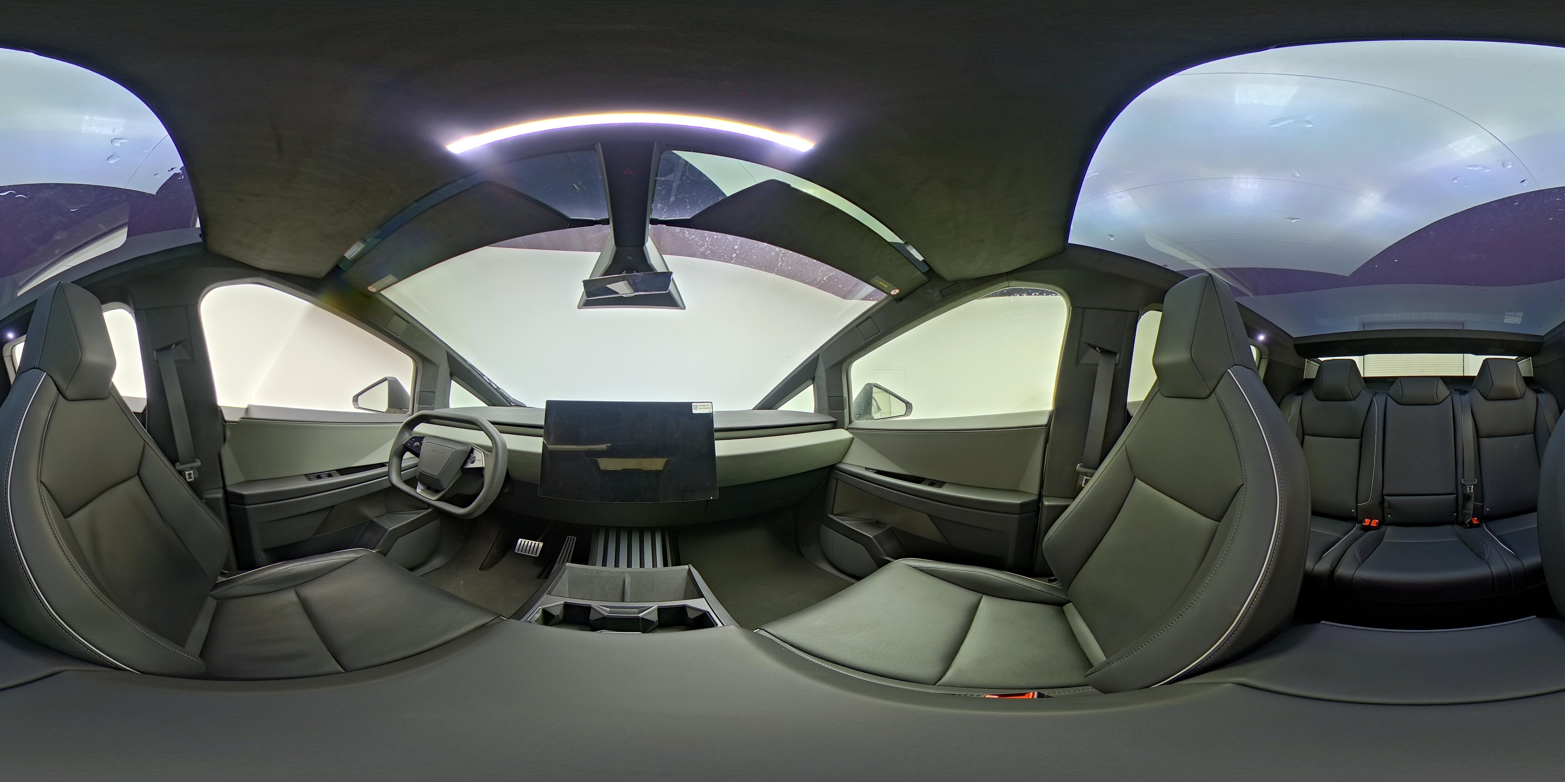 2024 Tesla Cybertruck Cyberbeast - Photo 23