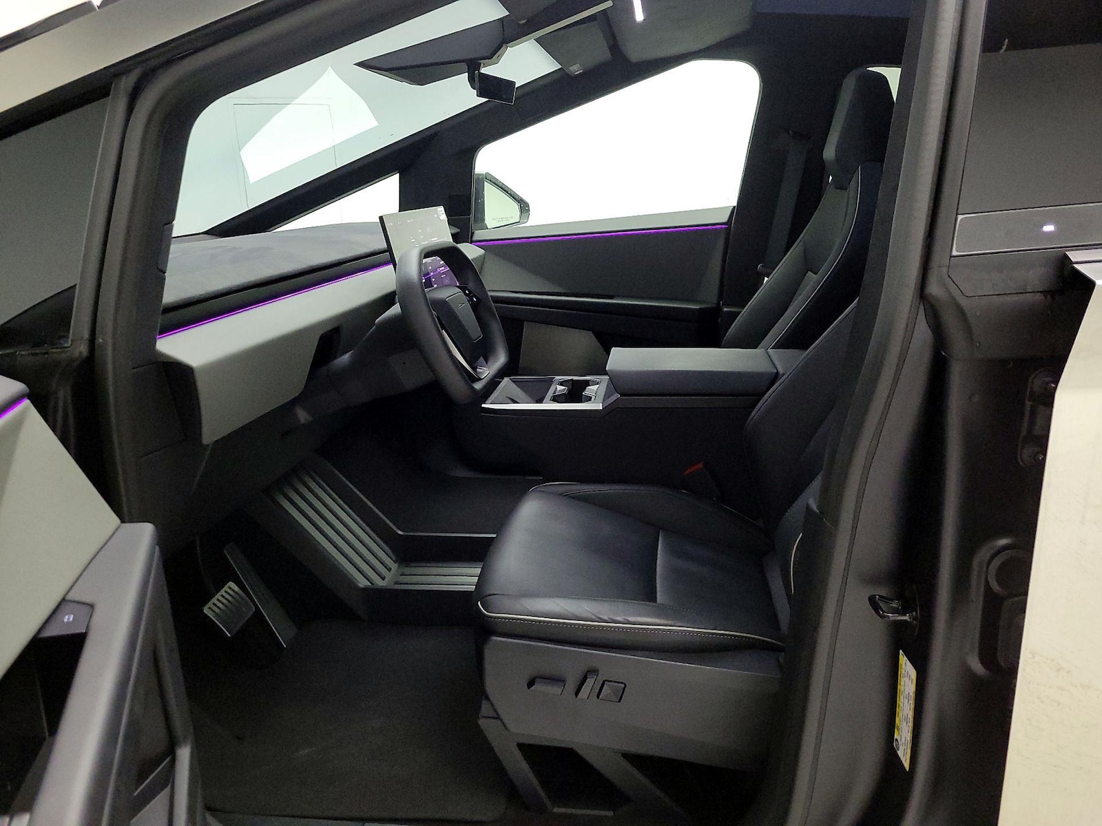 2024 Tesla Cybertruck Cyberbeast - Photo 12