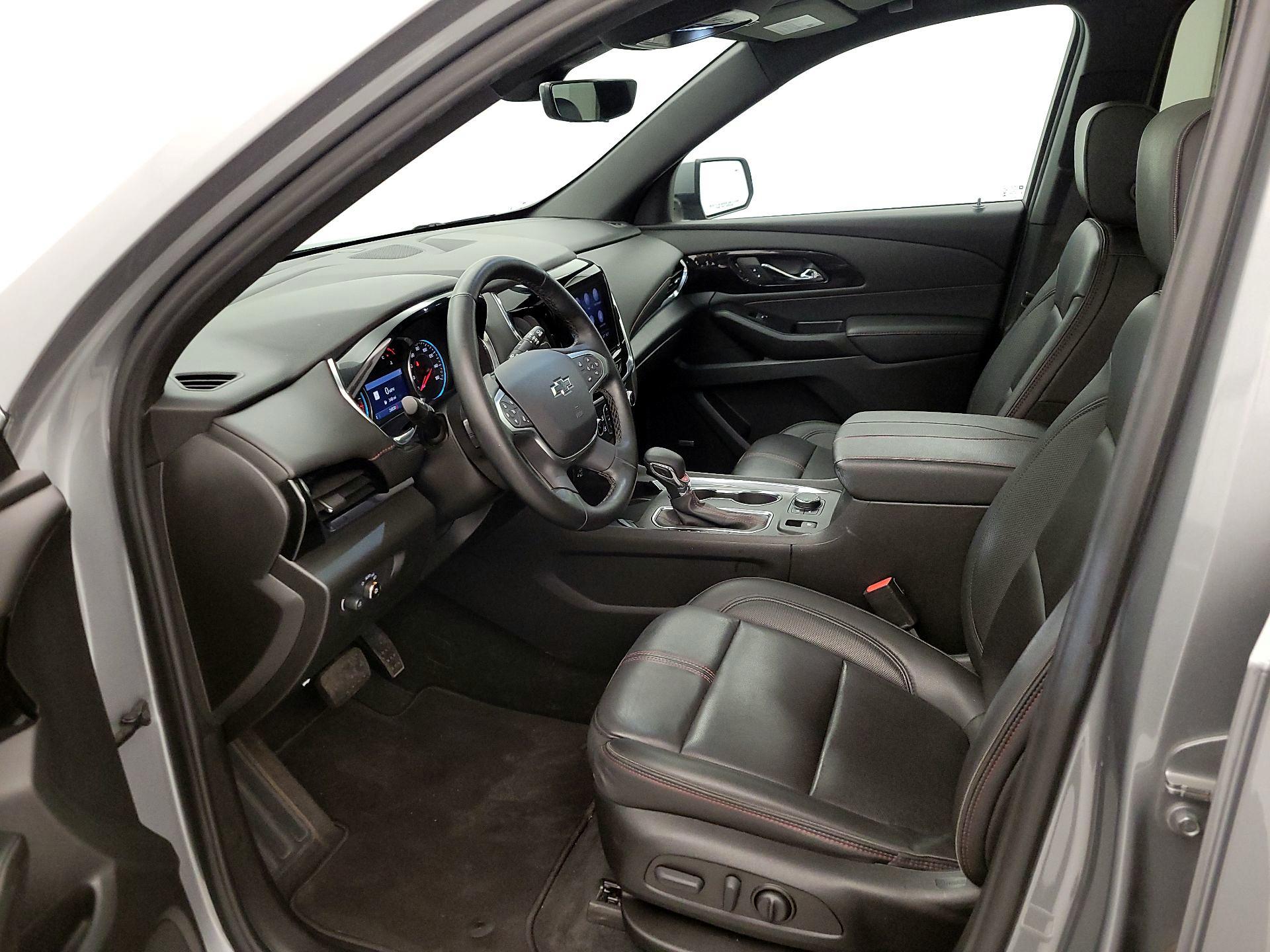 Thumbnail: 2023 Chevrolet Traverse - 11