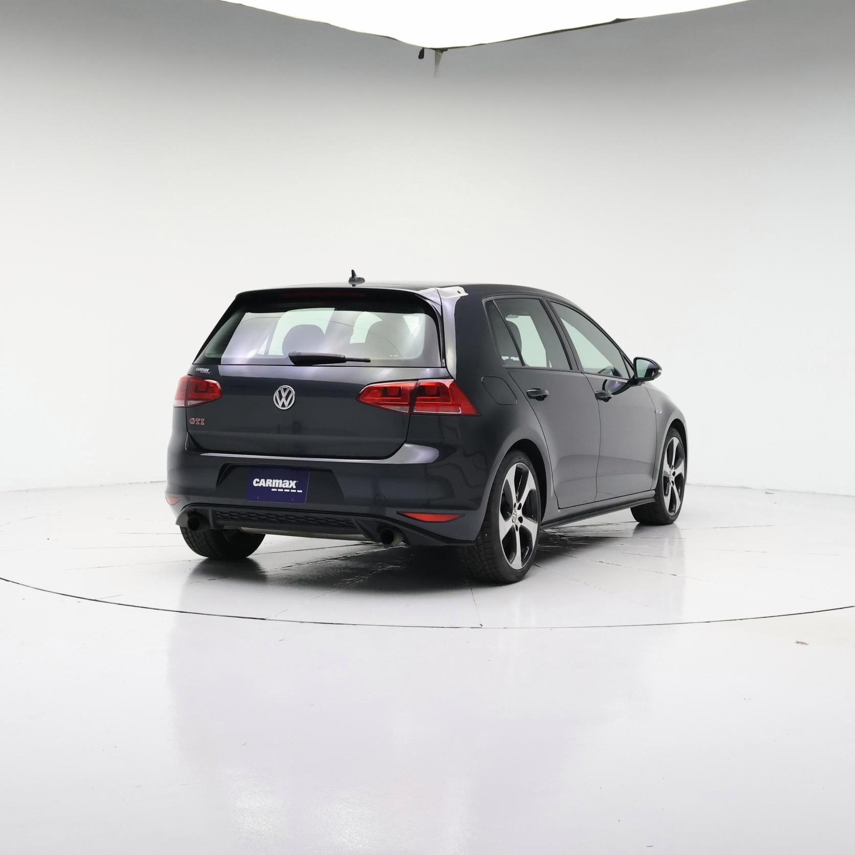 Thumbnail: 2016 Volkswagen Golf - 8