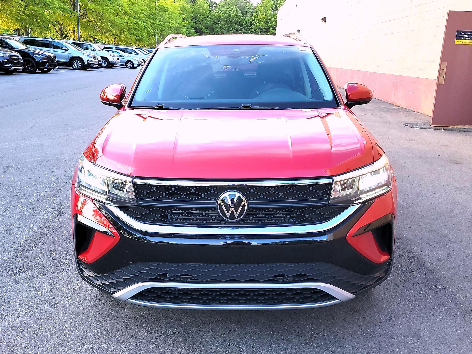 Thumbnail: 2024 Volkswagen Taos - 2