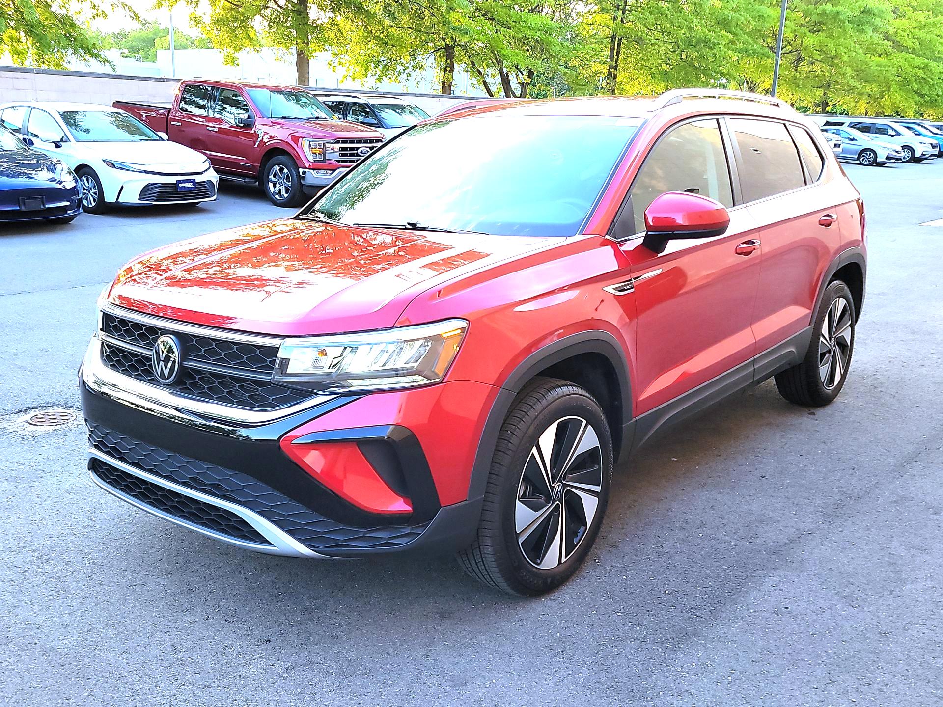 Thumbnail: 2024 Volkswagen Taos - 3