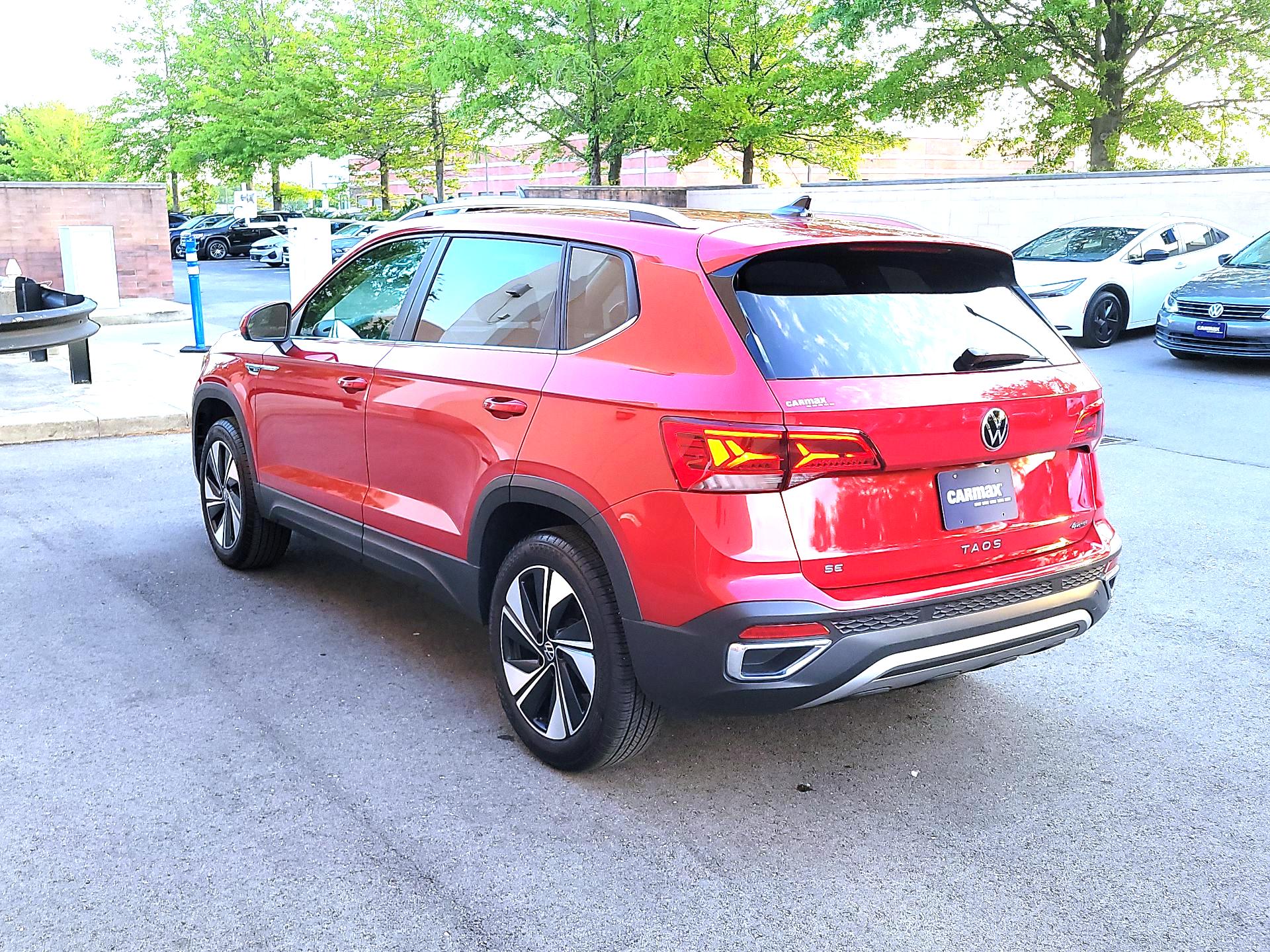 Thumbnail: 2024 Volkswagen Taos - 7