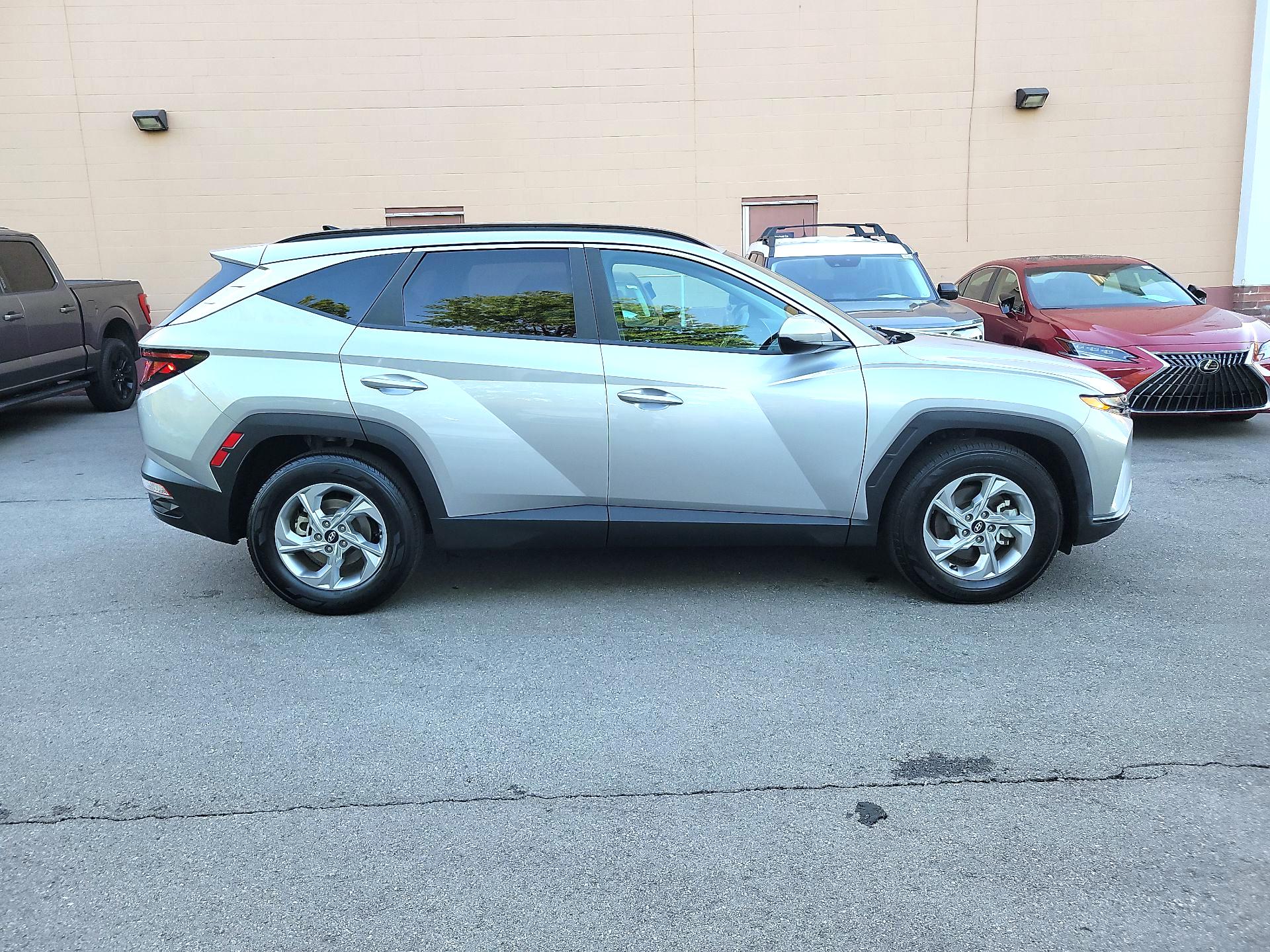 Thumbnail: 2024 Hyundai Tucson - 4