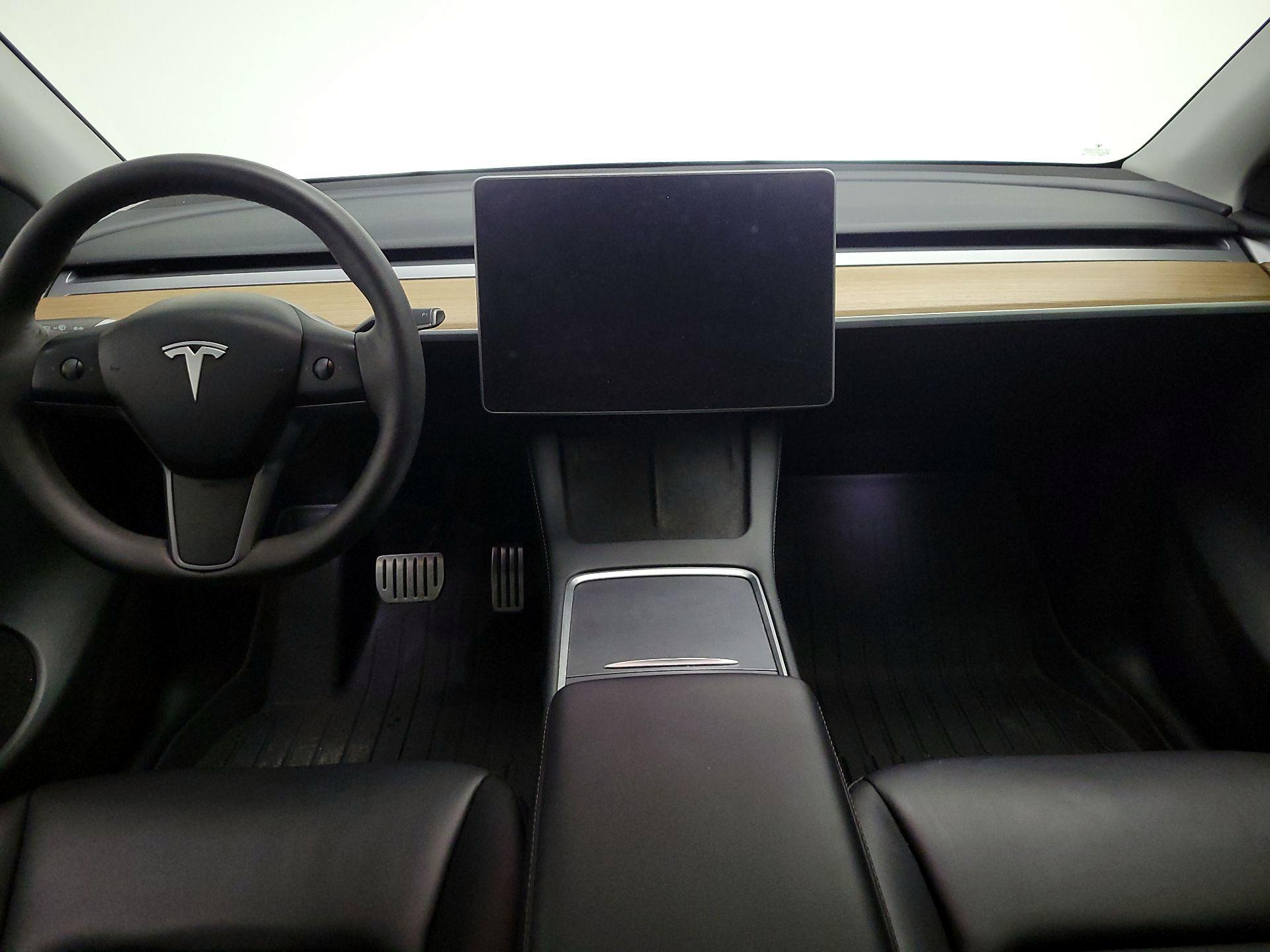Thumbnail: 2023 Tesla Model Y - 9