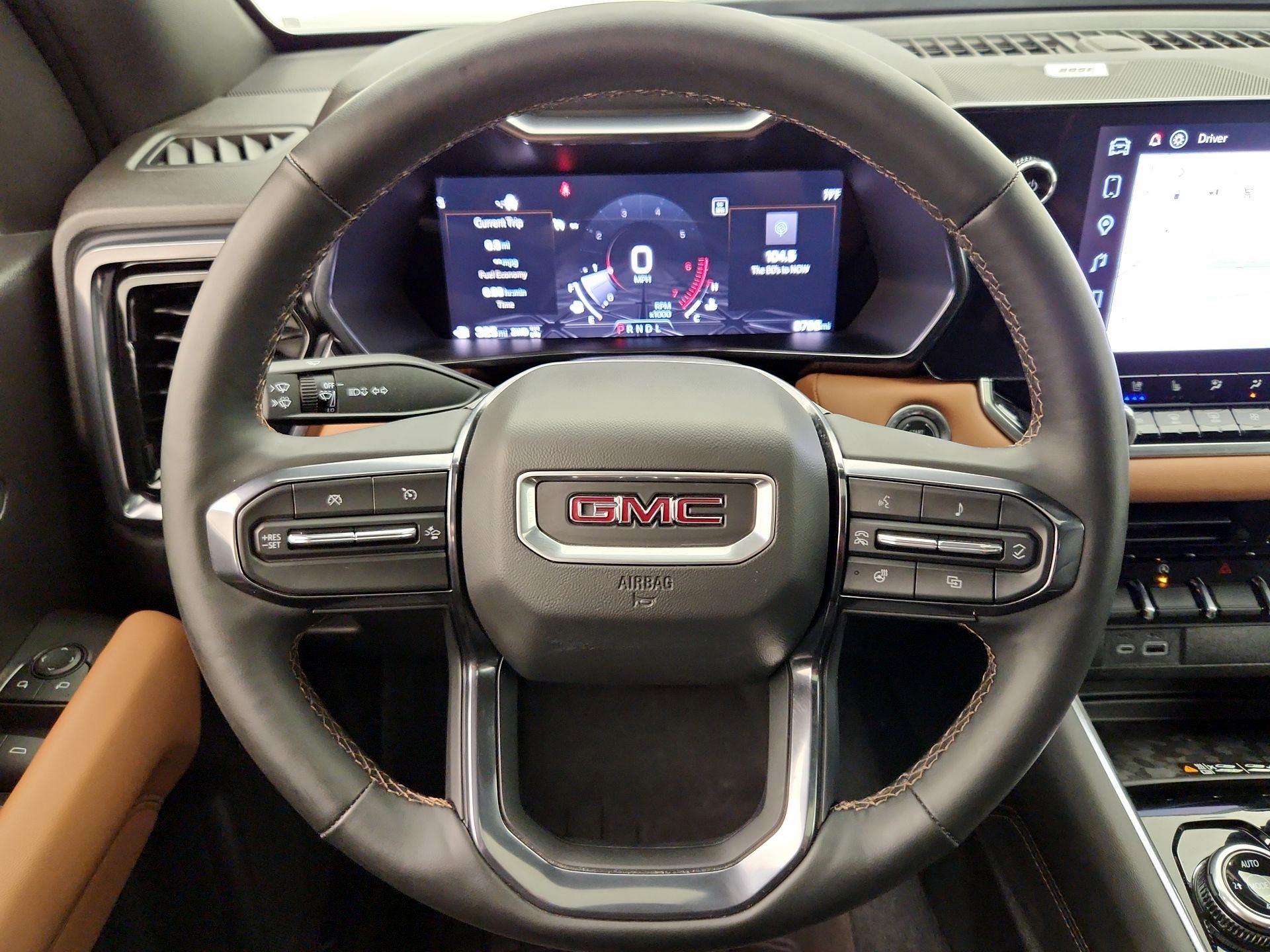 Thumbnail: 2025 GMC Canyon - 10