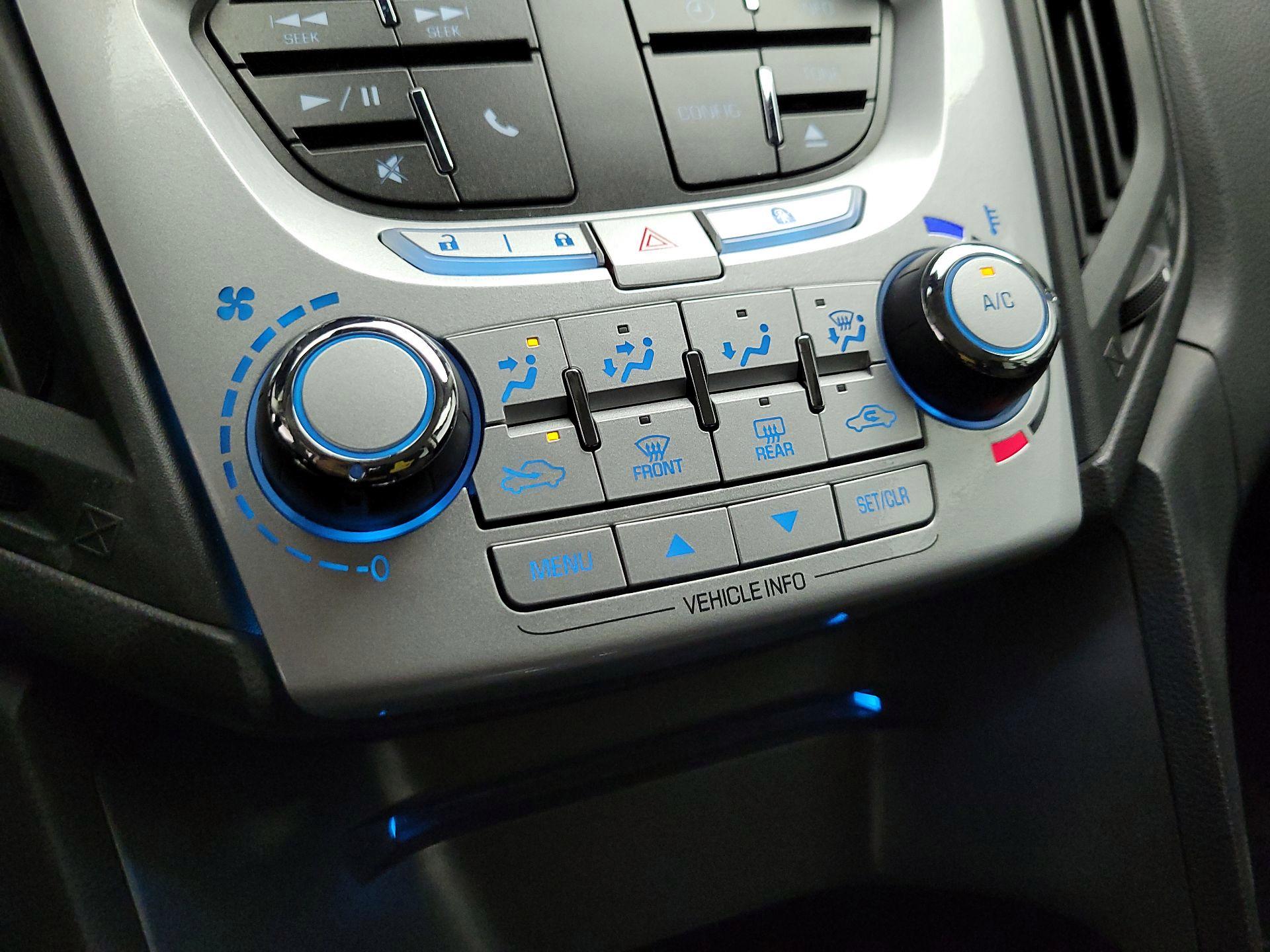 Thumbnail: 2014 Chevrolet Equinox - 15