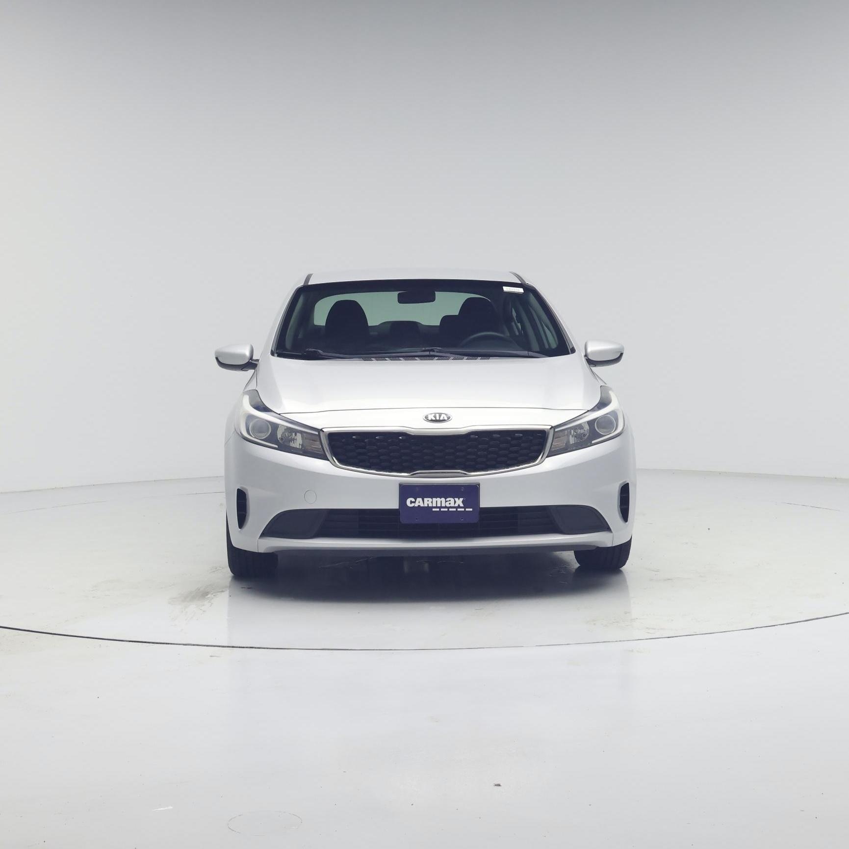 Thumbnail: 2017 Kia Forte - 5