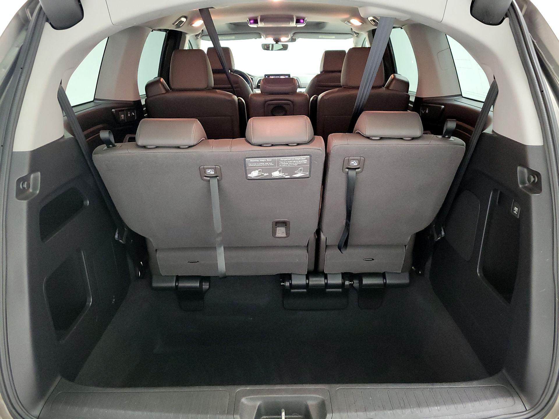 Thumbnail: 2019 Honda Odyssey - 16