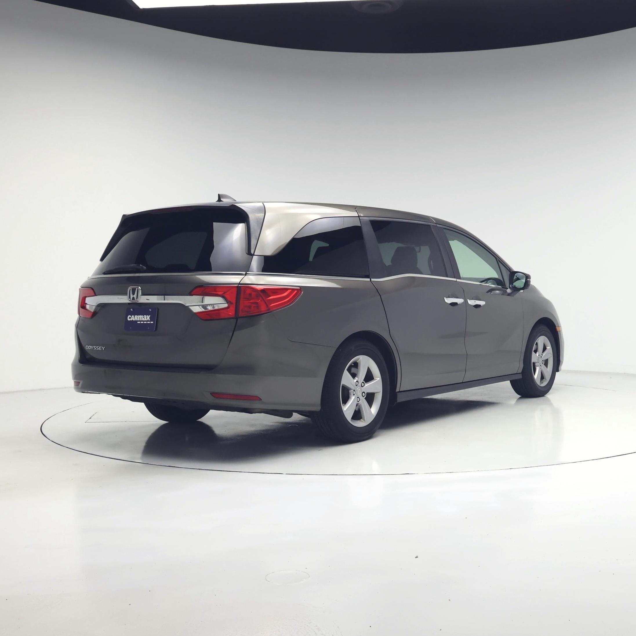 Thumbnail: 2019 Honda Odyssey - 8