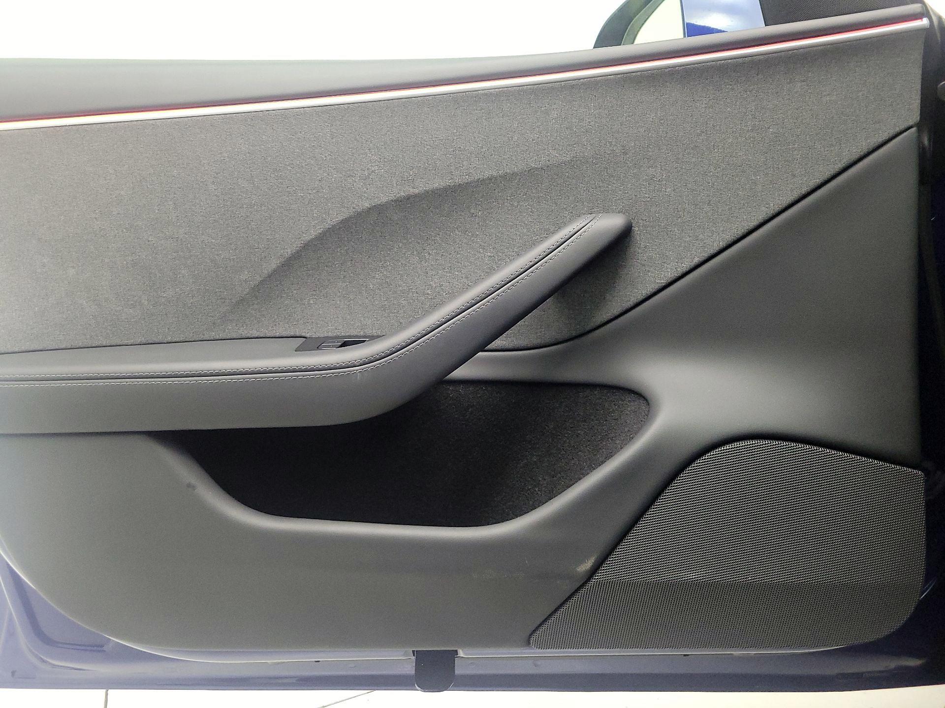 Thumbnail: 2024 Tesla Model 3 - 12