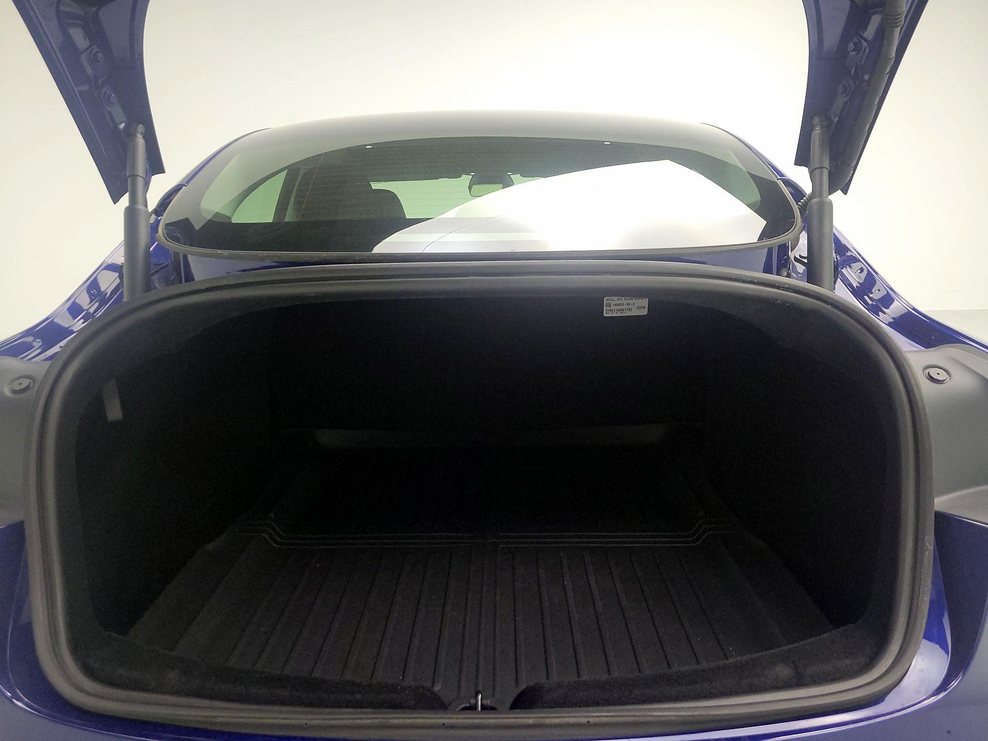 Thumbnail: 2024 Tesla Model 3 - 16