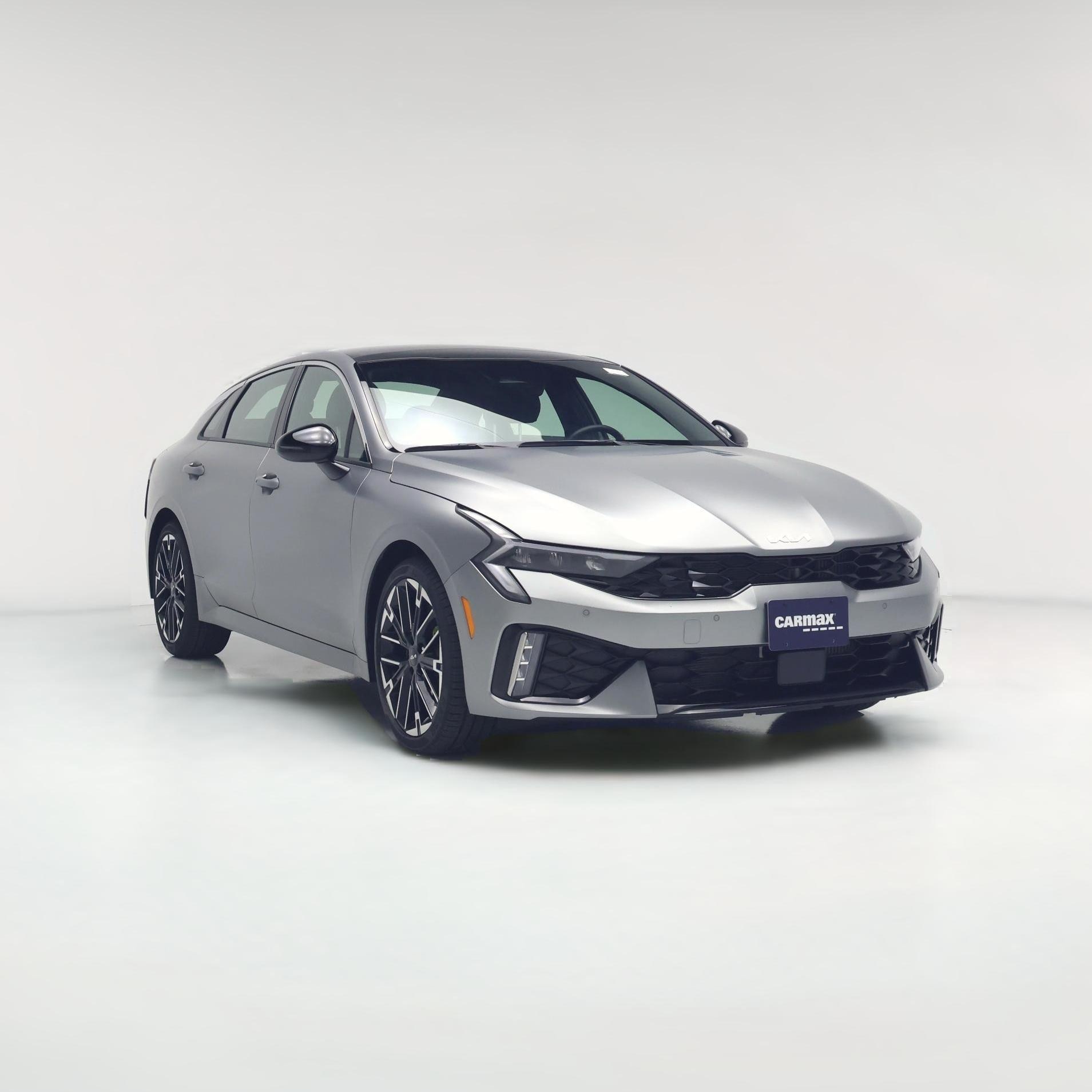 Thumbnail: 2026 Kia K5 - 1