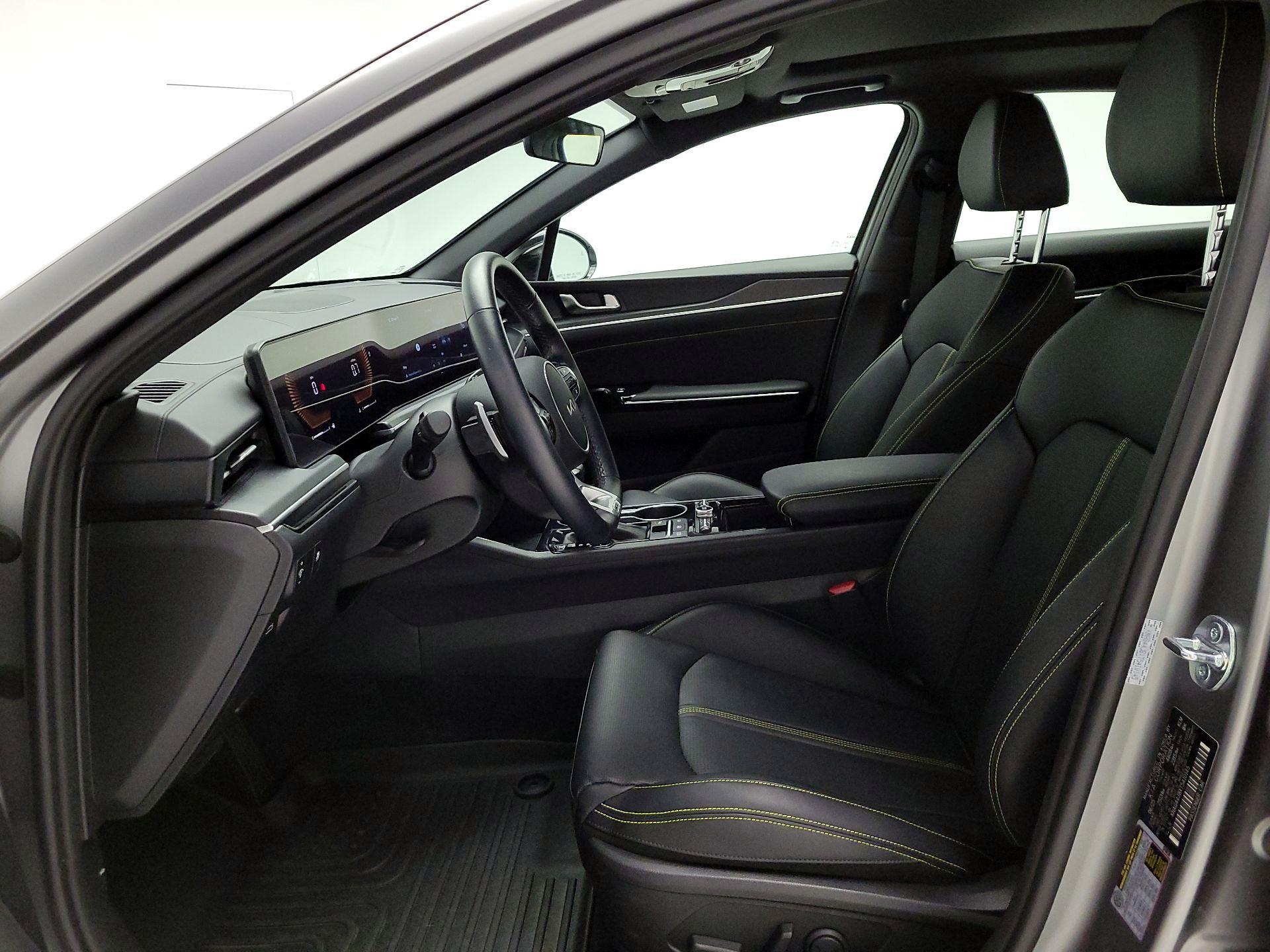 Thumbnail: 2026 Kia K5 - 11
