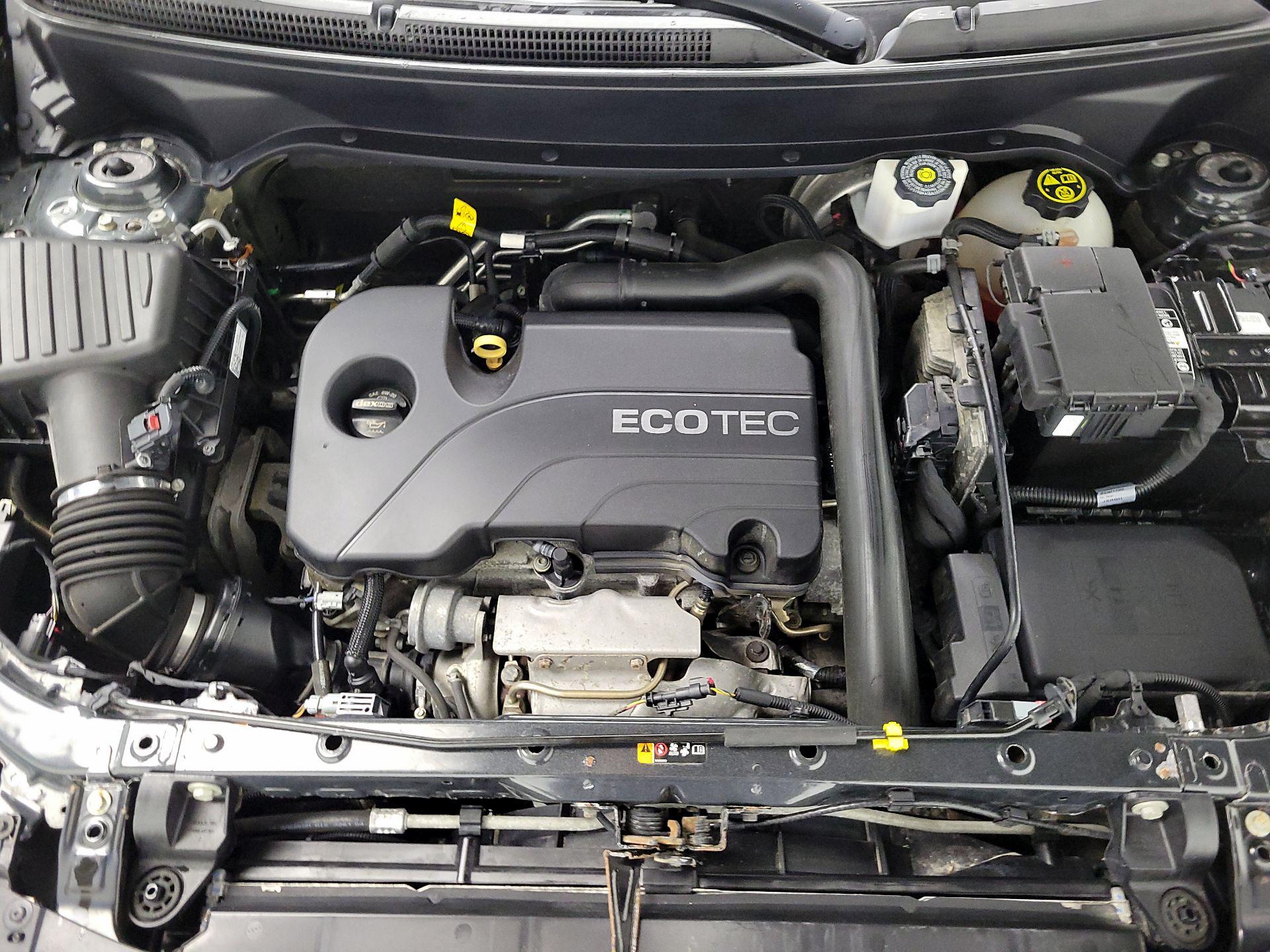 Thumbnail: 2019 Chevrolet Equinox - 17