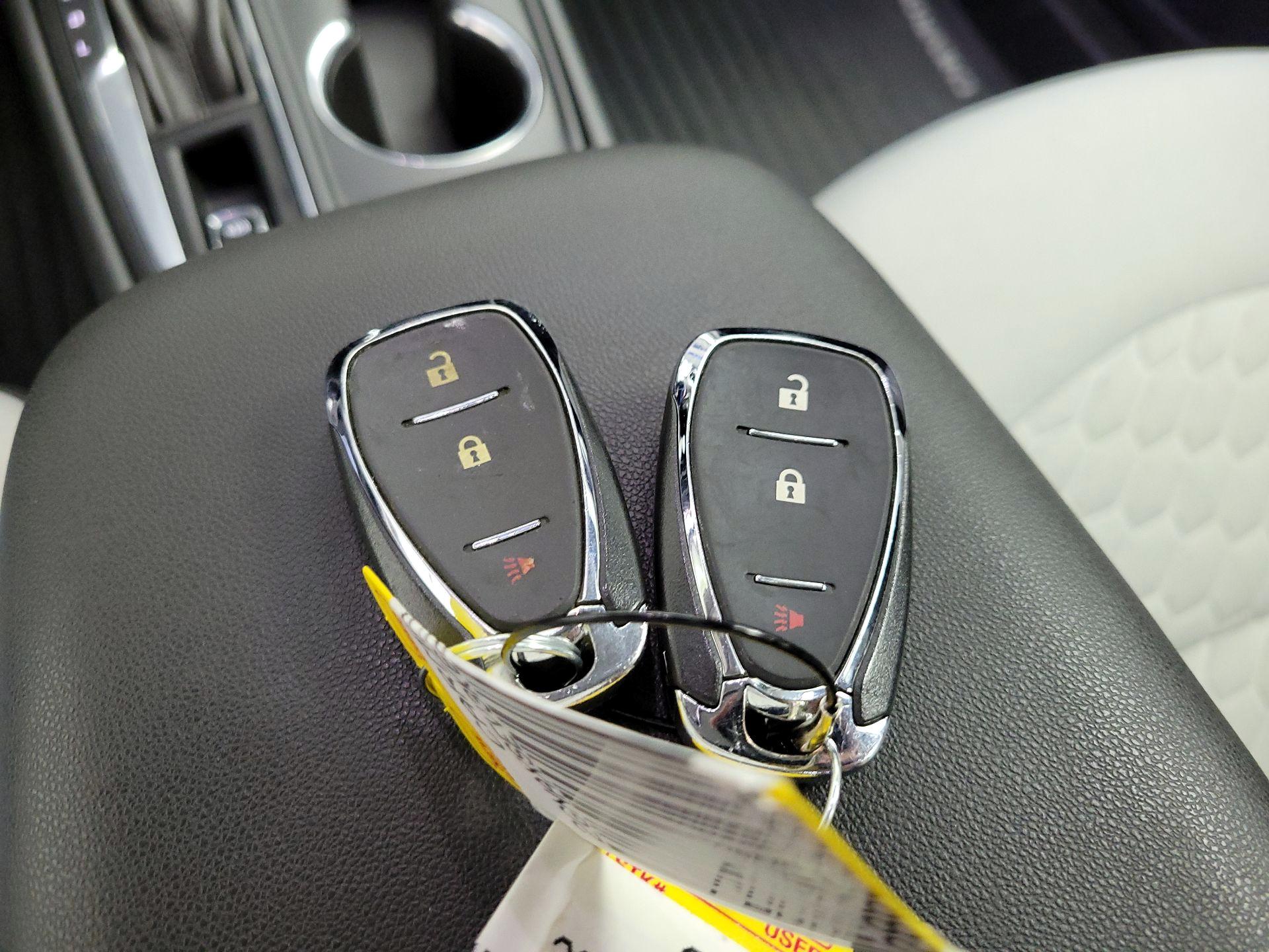 Thumbnail: 2019 Chevrolet Equinox - 18