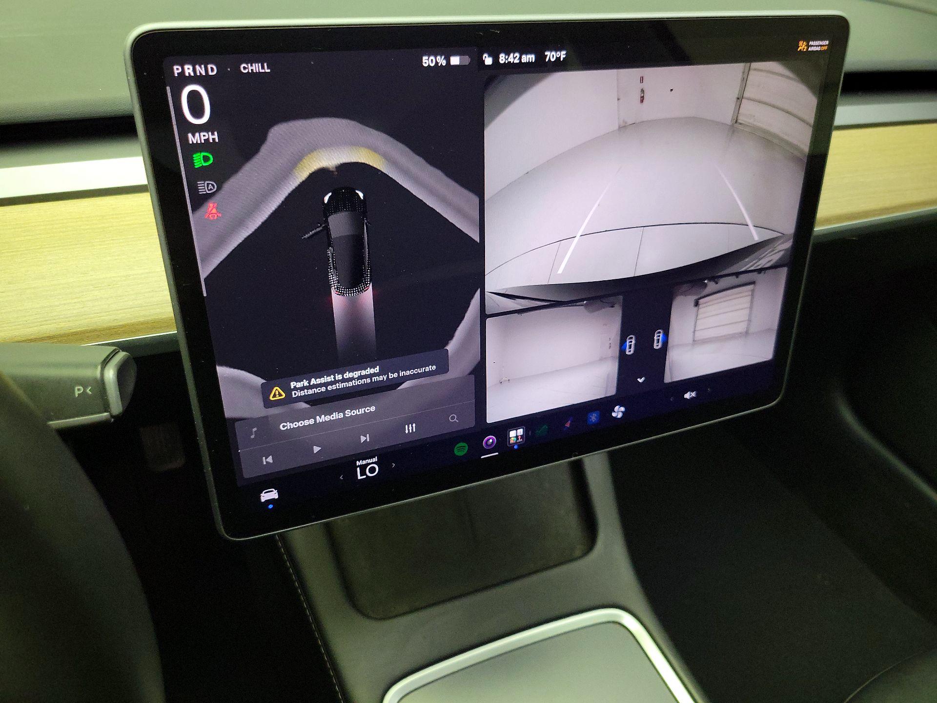Thumbnail: 2023 Tesla Model 3 - 14