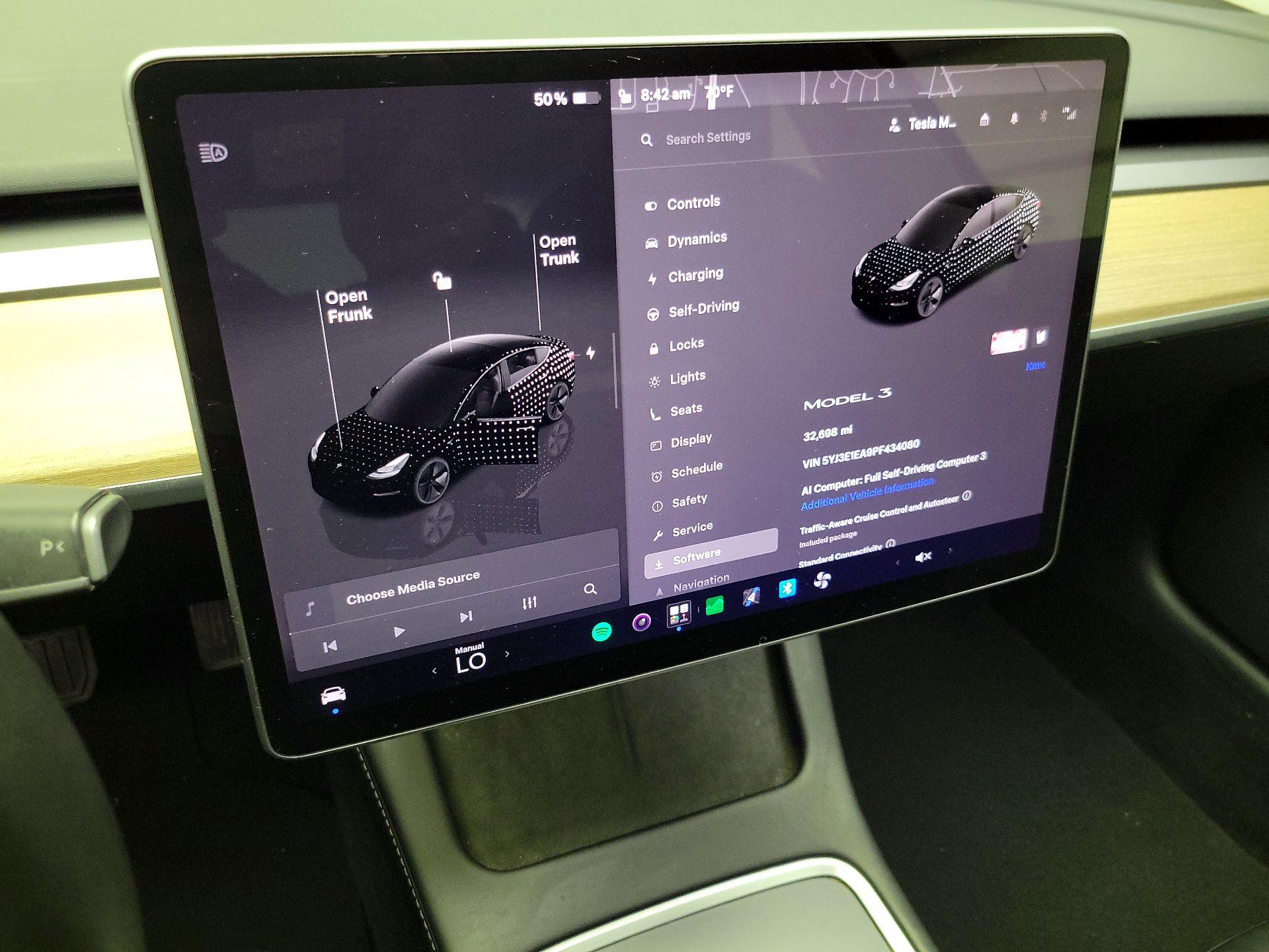 Thumbnail: 2023 Tesla Model 3 - 15