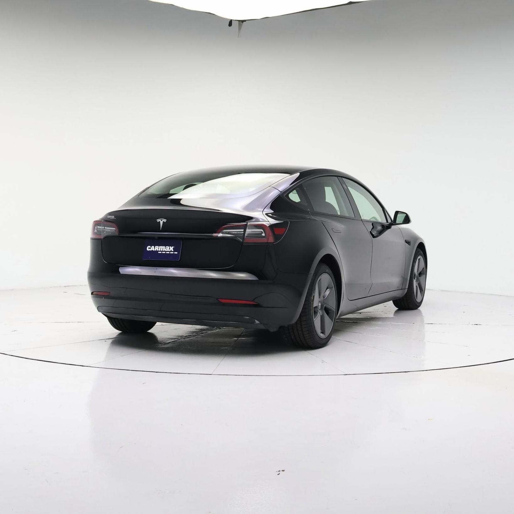 Thumbnail: 2023 Tesla Model 3 - 8