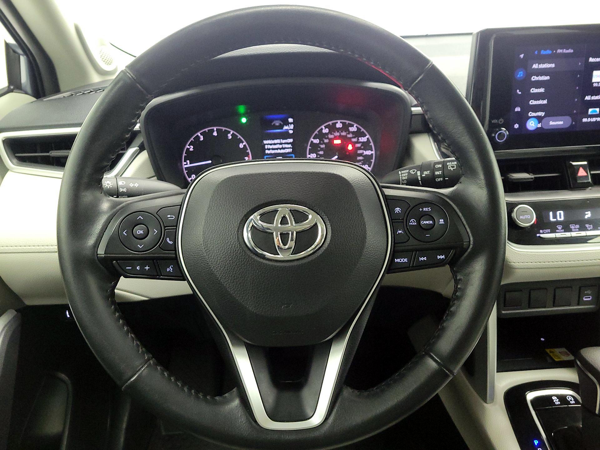 Thumbnail: 2023 Toyota Corolla Cross - 10