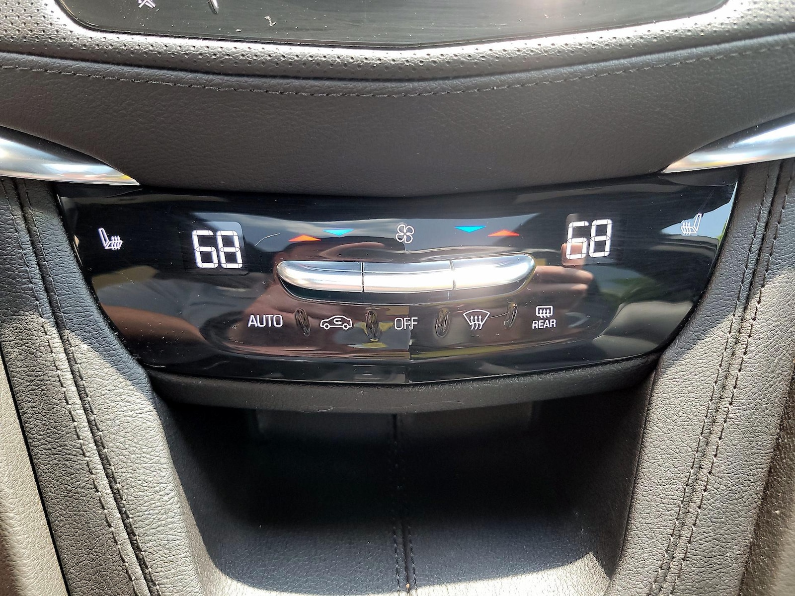 2023 Cadillac XT5 Premium Luxury - Photo 16