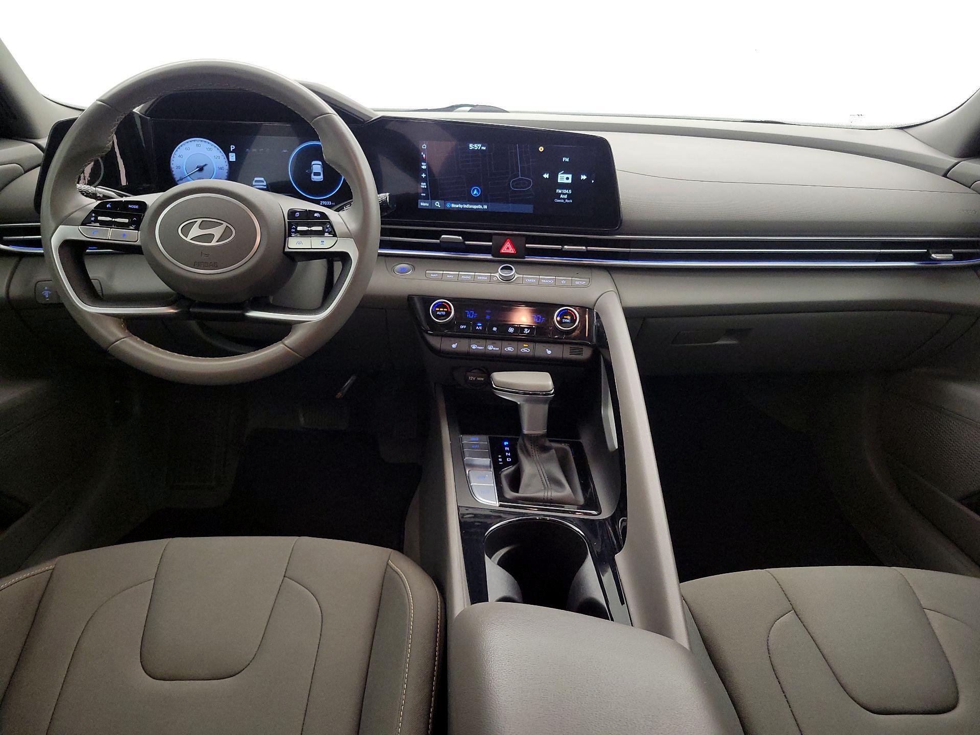 Thumbnail: 2025 Hyundai Elantra - 9