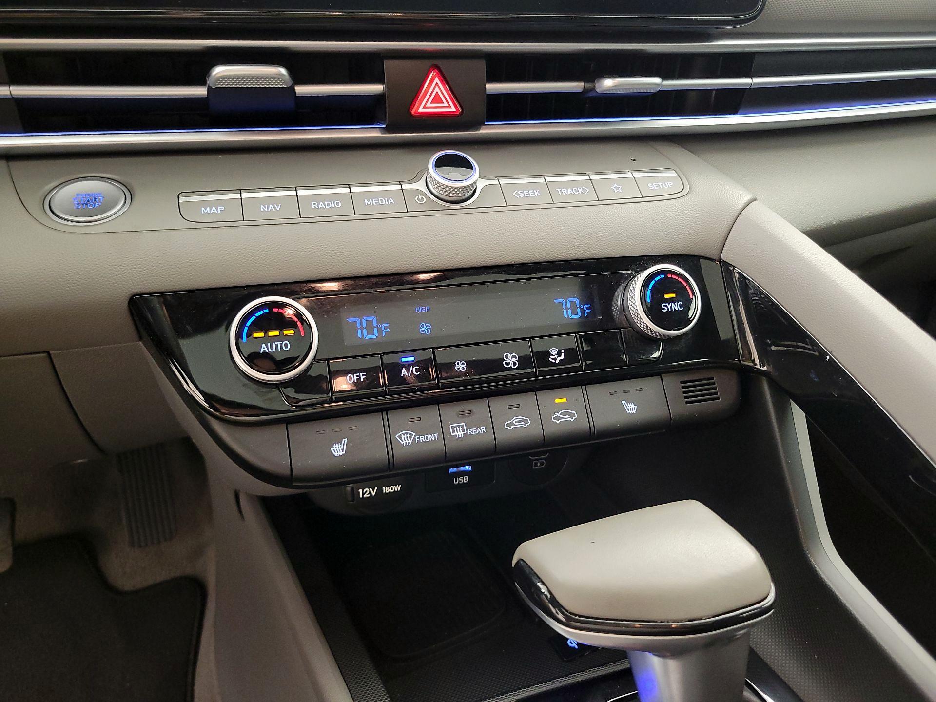 Thumbnail: 2025 Hyundai Elantra - 17
