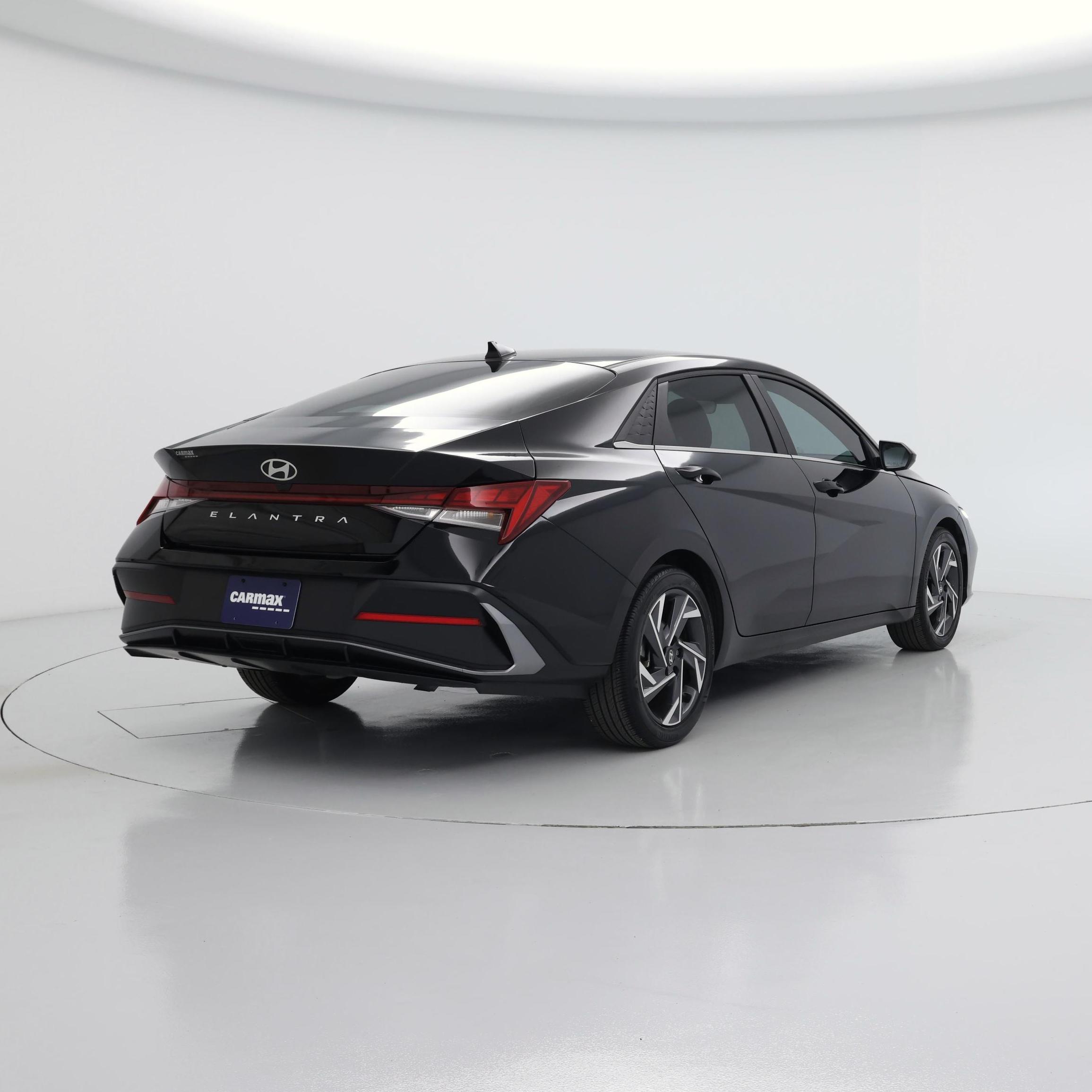 Thumbnail: 2025 Hyundai Elantra - 8