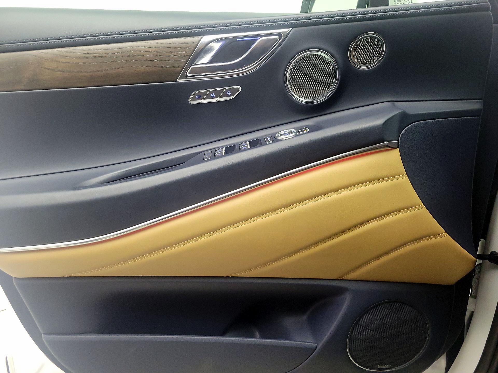 Thumbnail: 2022 Genesis GV80 - 12