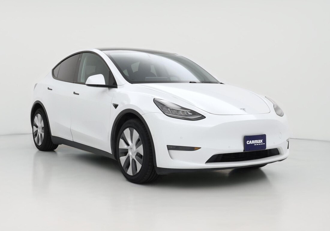 2021 Tesla Model Y Long Range All-Wheel Drive in White — CarMax photo