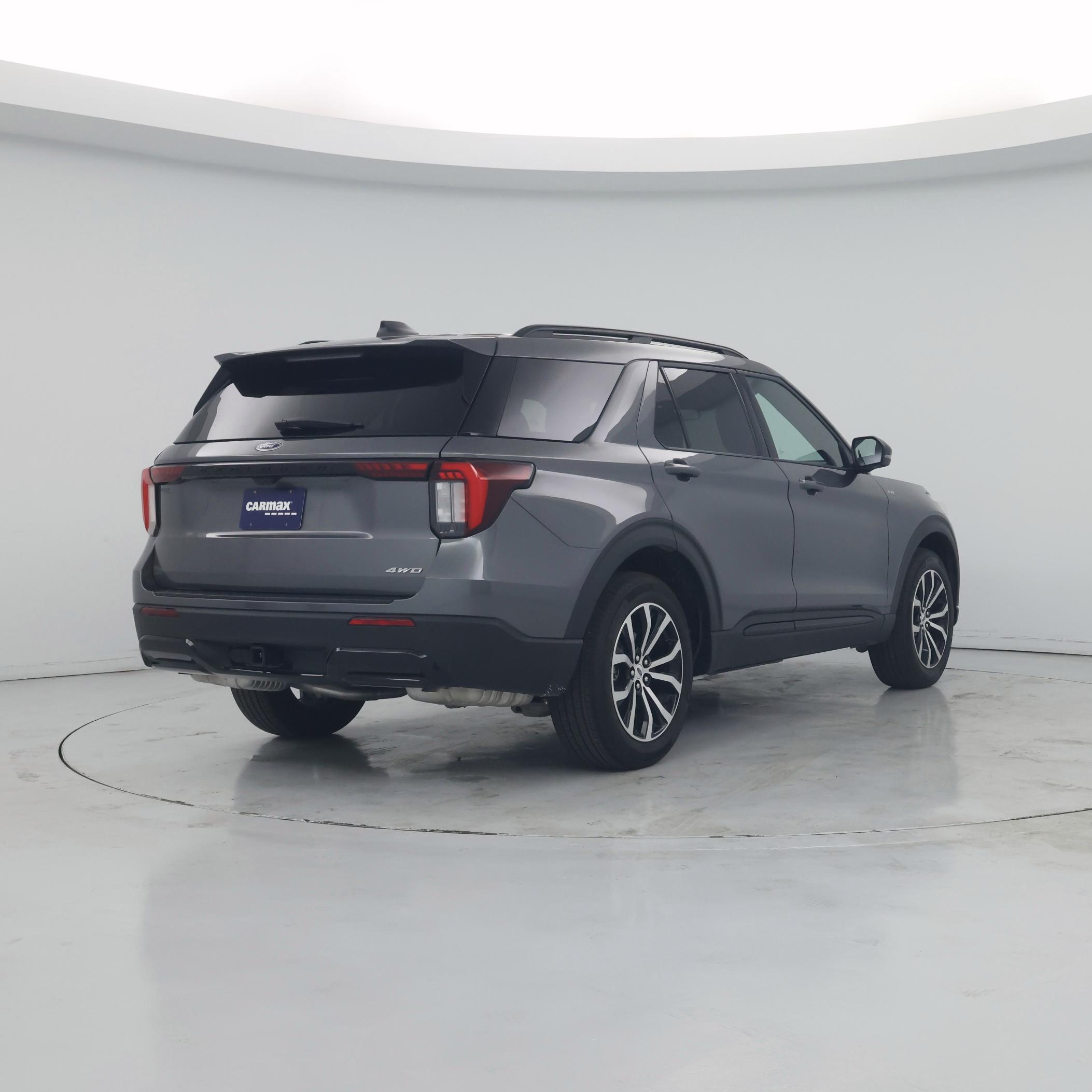 Thumbnail: 2026 Ford Explorer - 8