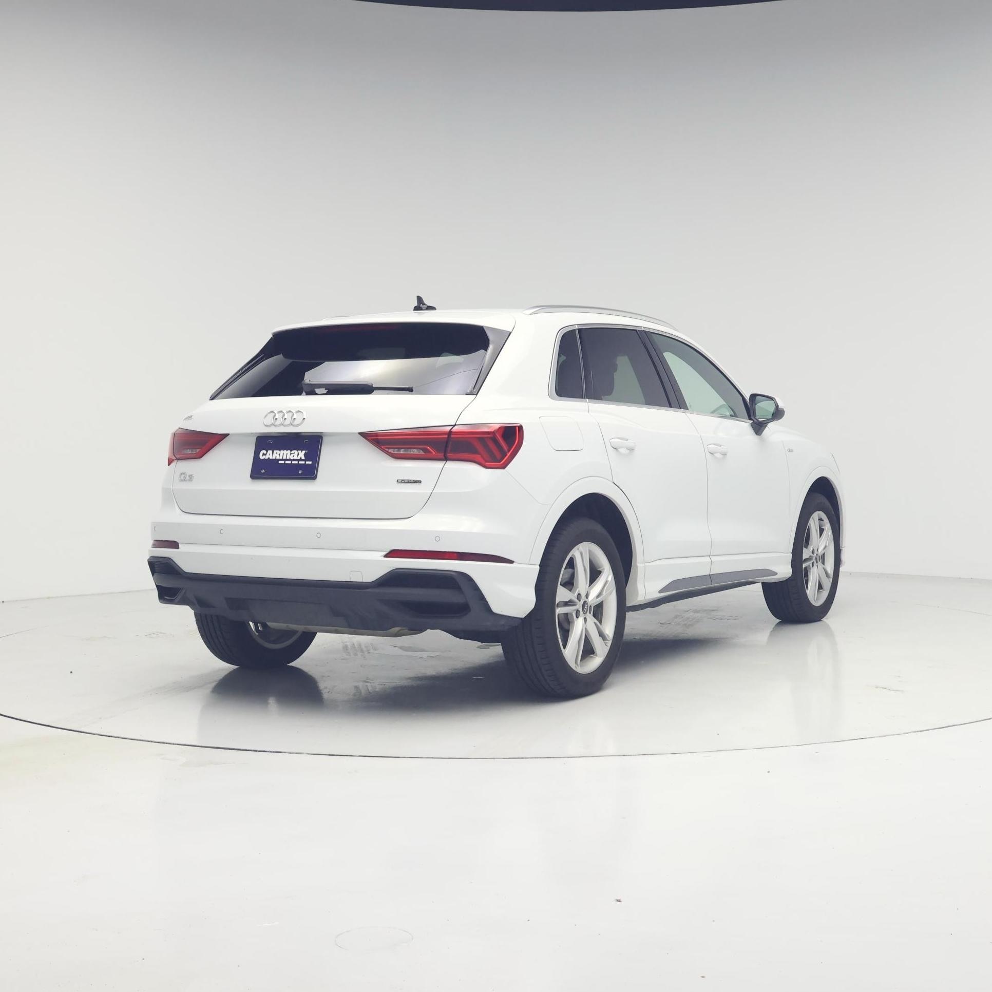 Thumbnail: 2023 Audi Q3 - 8