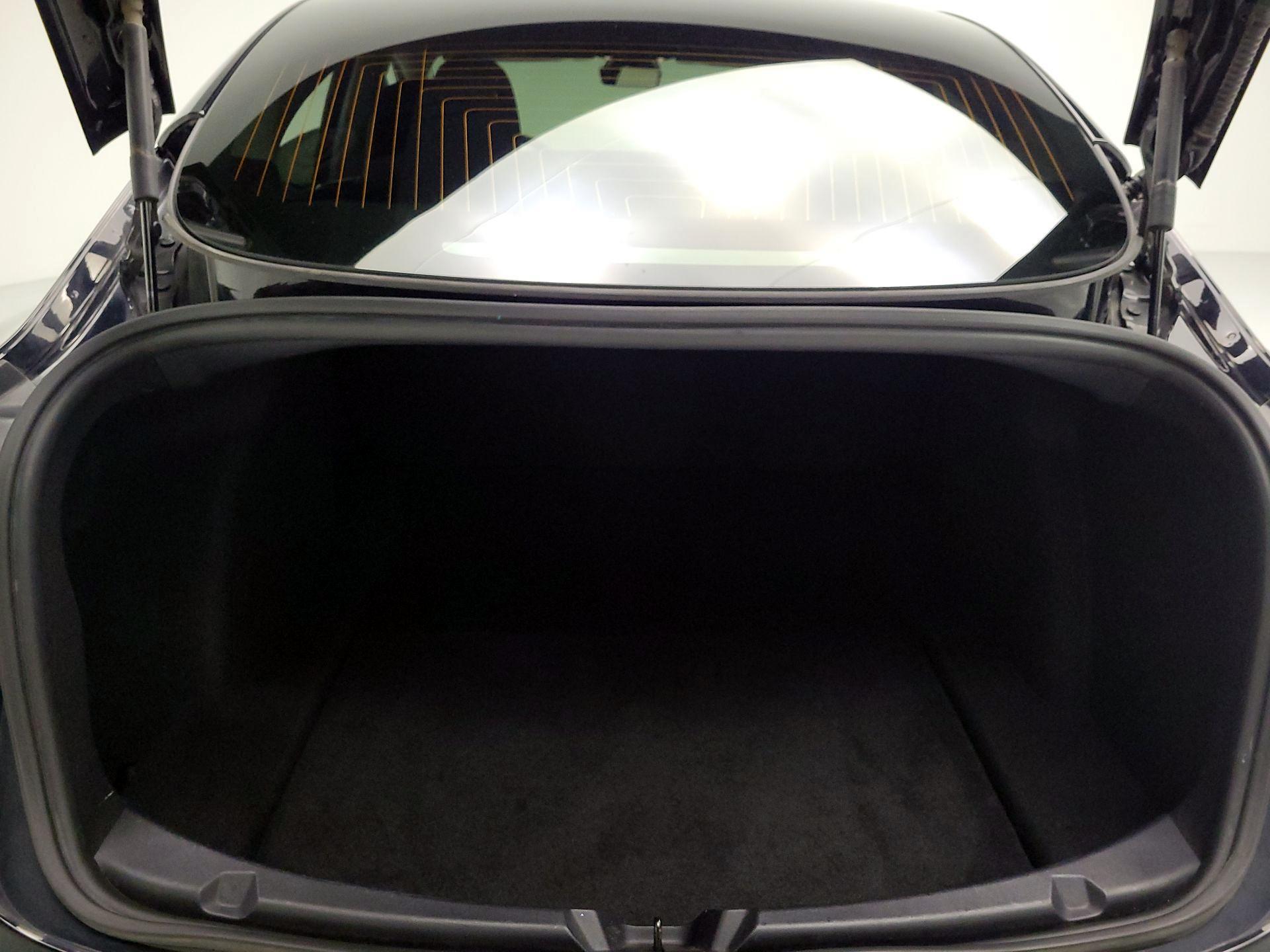 Thumbnail: 2020 Tesla Model 3 - 19
