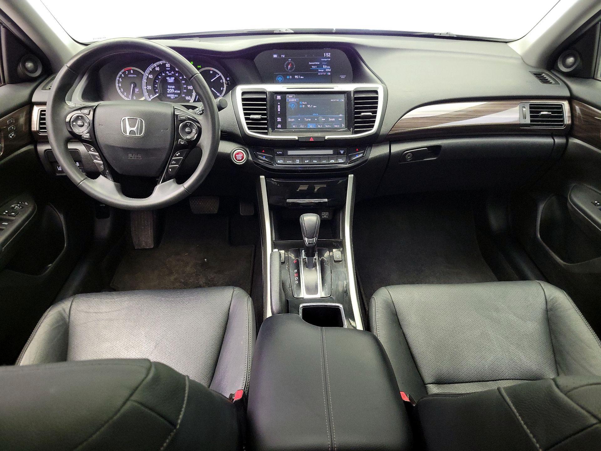 Thumbnail: 2017 Honda Accord - 9