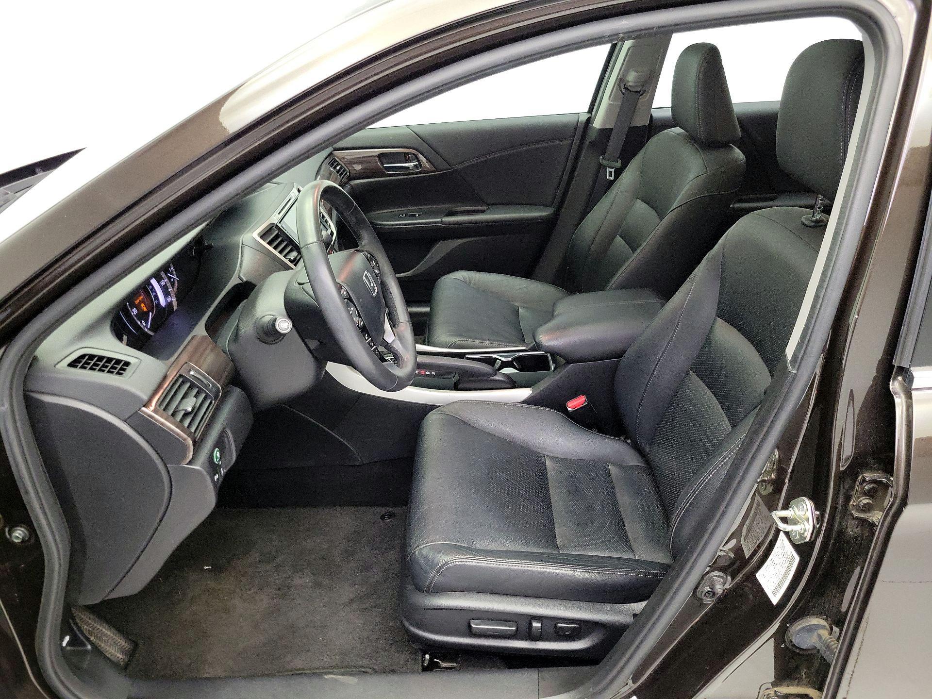 Thumbnail: 2017 Honda Accord - 11
