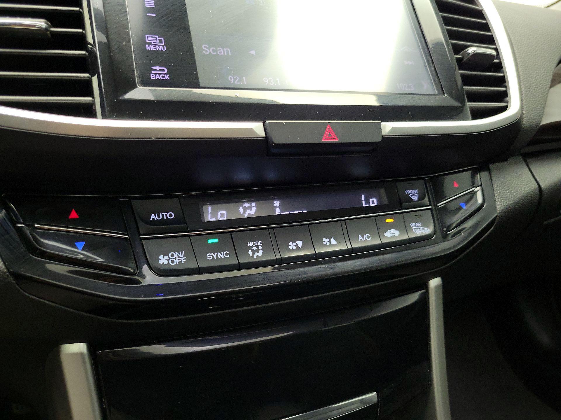 Thumbnail: 2017 Honda Accord - 17