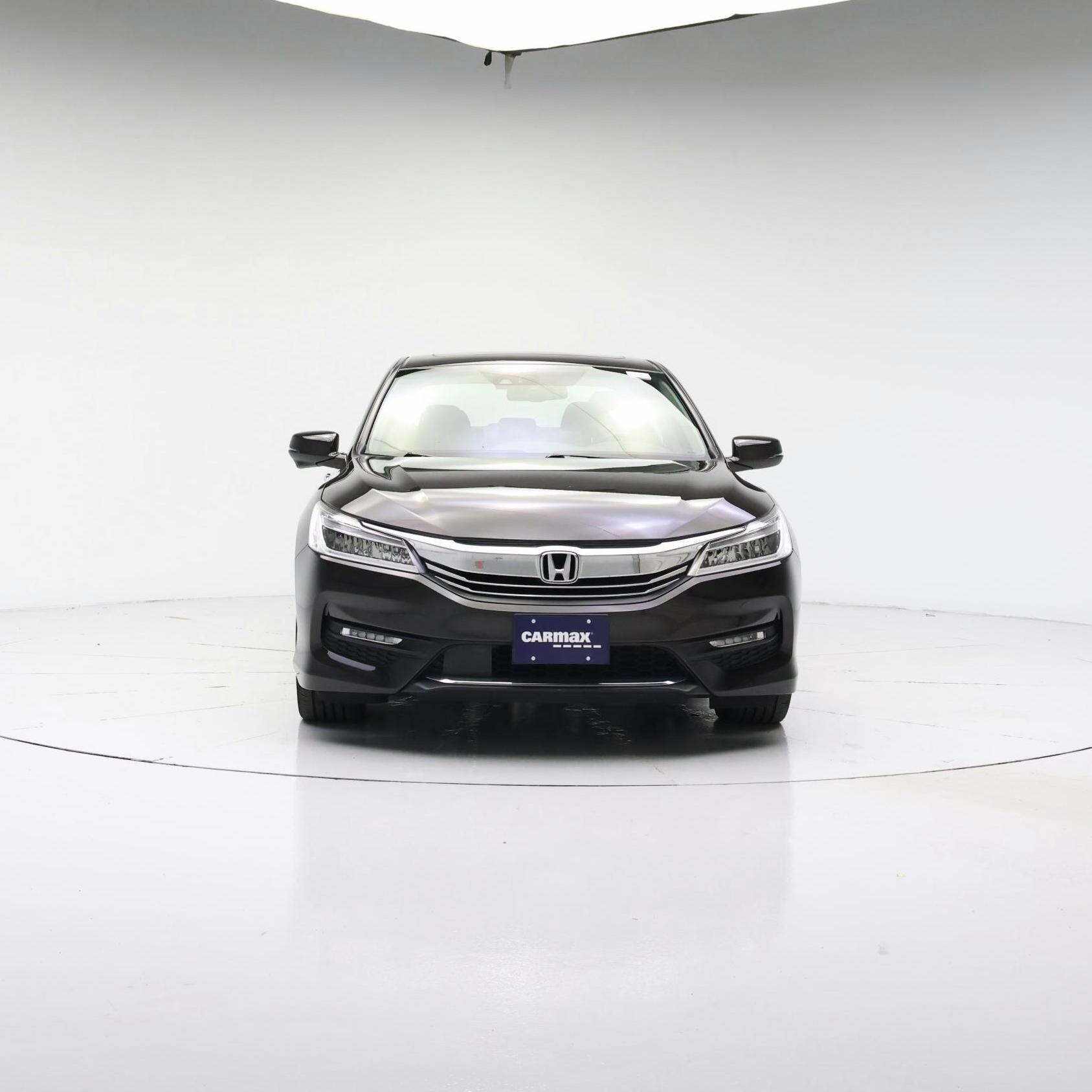 Thumbnail: 2017 Honda Accord - 5