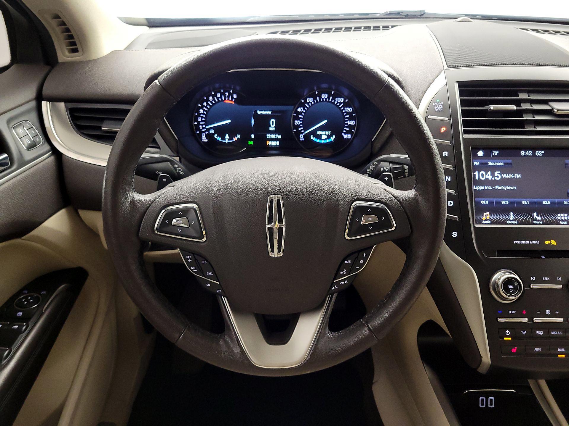 Thumbnail: 2019 Lincoln MKC - 10