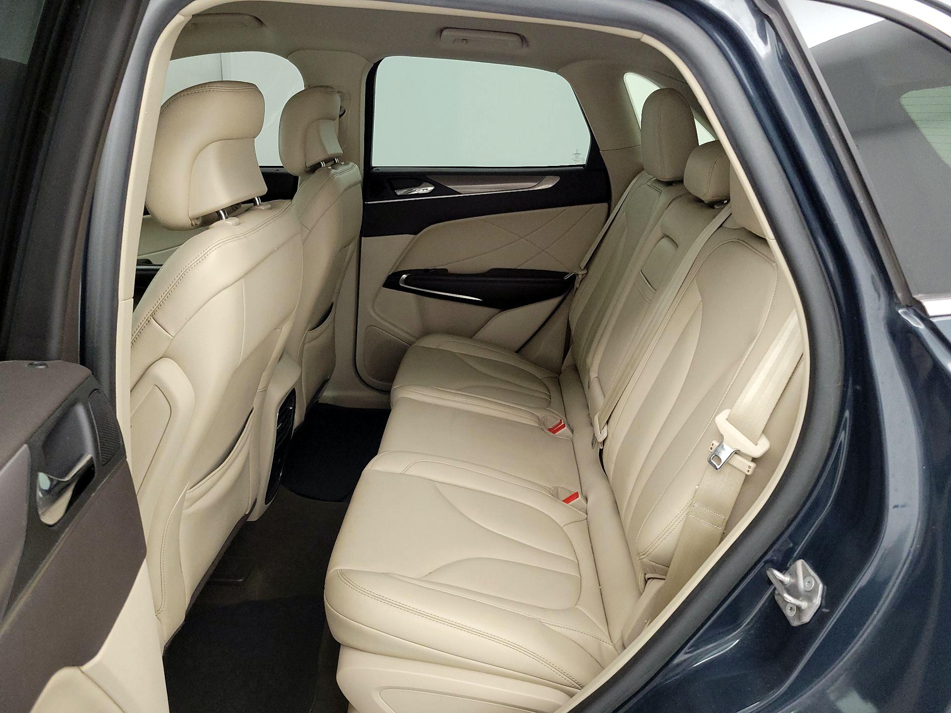 Thumbnail: 2019 Lincoln MKC - 19